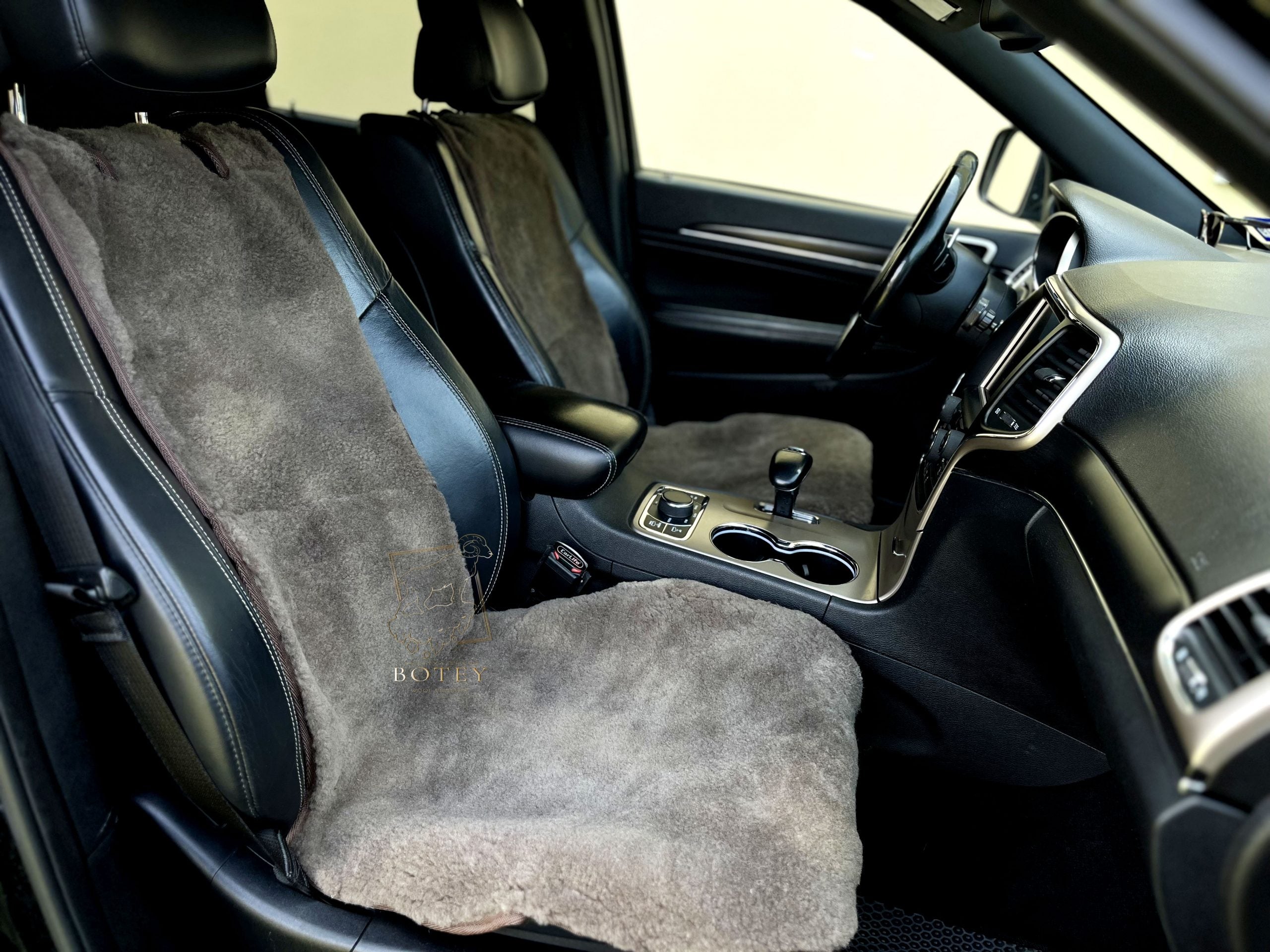 Mini Sheepskin Car Seat Cover Coffee (120×56 cm) – Natural Fur Universal Fit