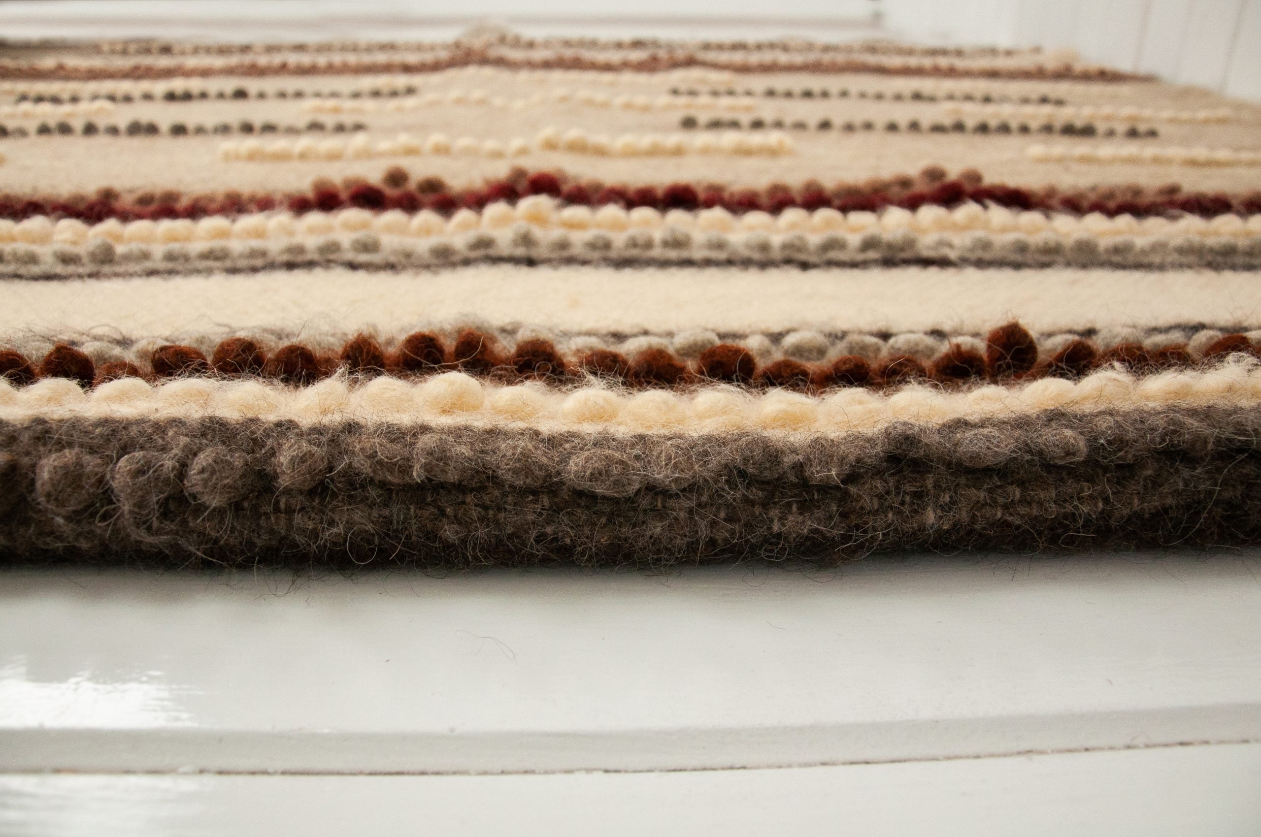 Carpathian Wool Blanket “Pastel Bouclé” 190×220 cm – Premium Handmade Natural Wool