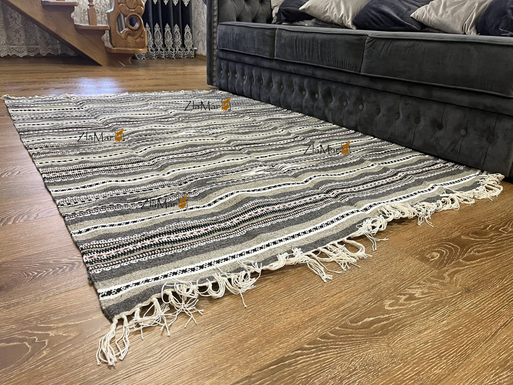 Handmade Hutsul Wool Rug – Natural Wool Carpet Grey 200×140 cm