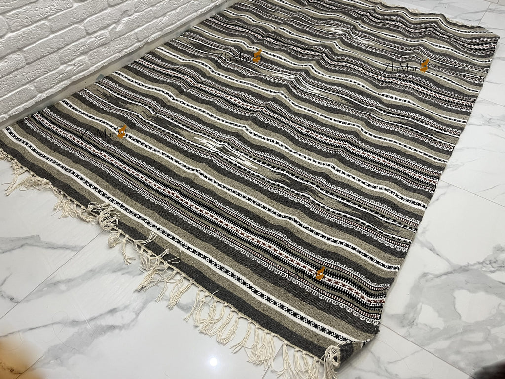 Handmade Hutsul Wool Rug – Natural Wool Carpet Grey 200×140 cm