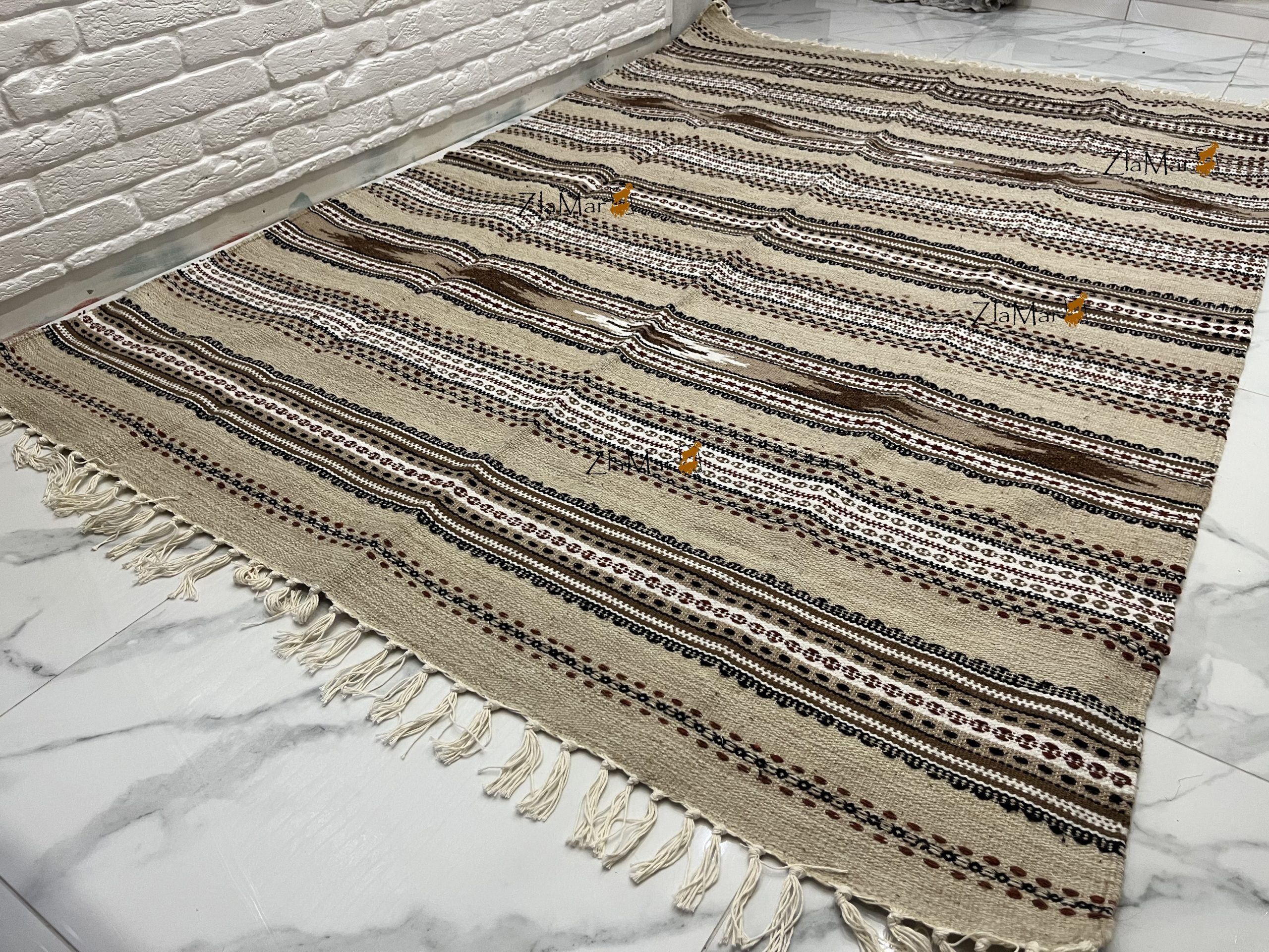 Handmade Hutsul Wool Rug – Natural Wool Carpet Grey 200×140 cm