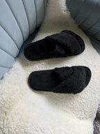 Sheepskin Fur Slippers – Soft Natural Wool Home Shoes (Sizes 36–41)