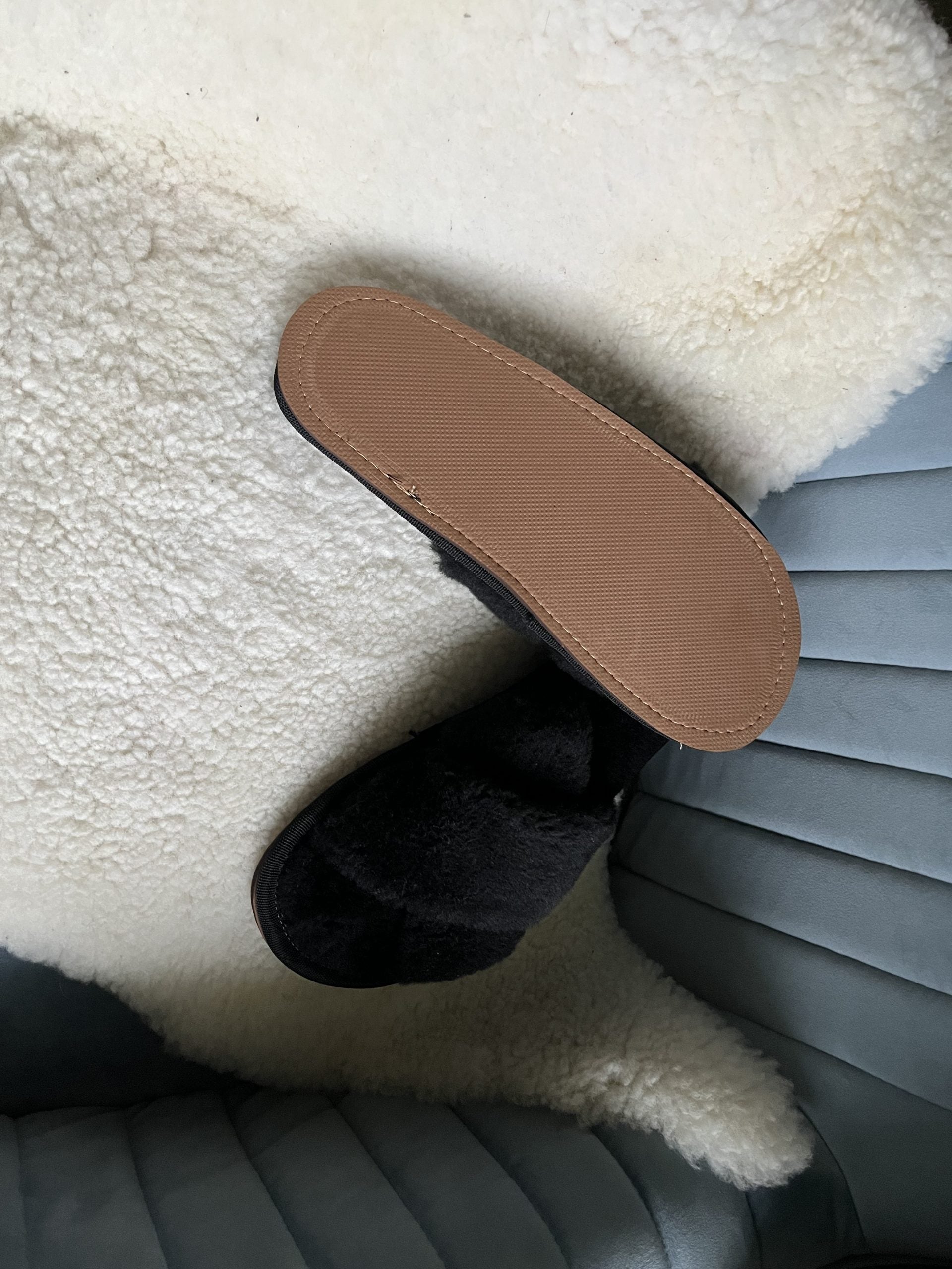 Sheepskin Fur Slippers – Soft Natural Wool Home Shoes (Sizes 36–41)