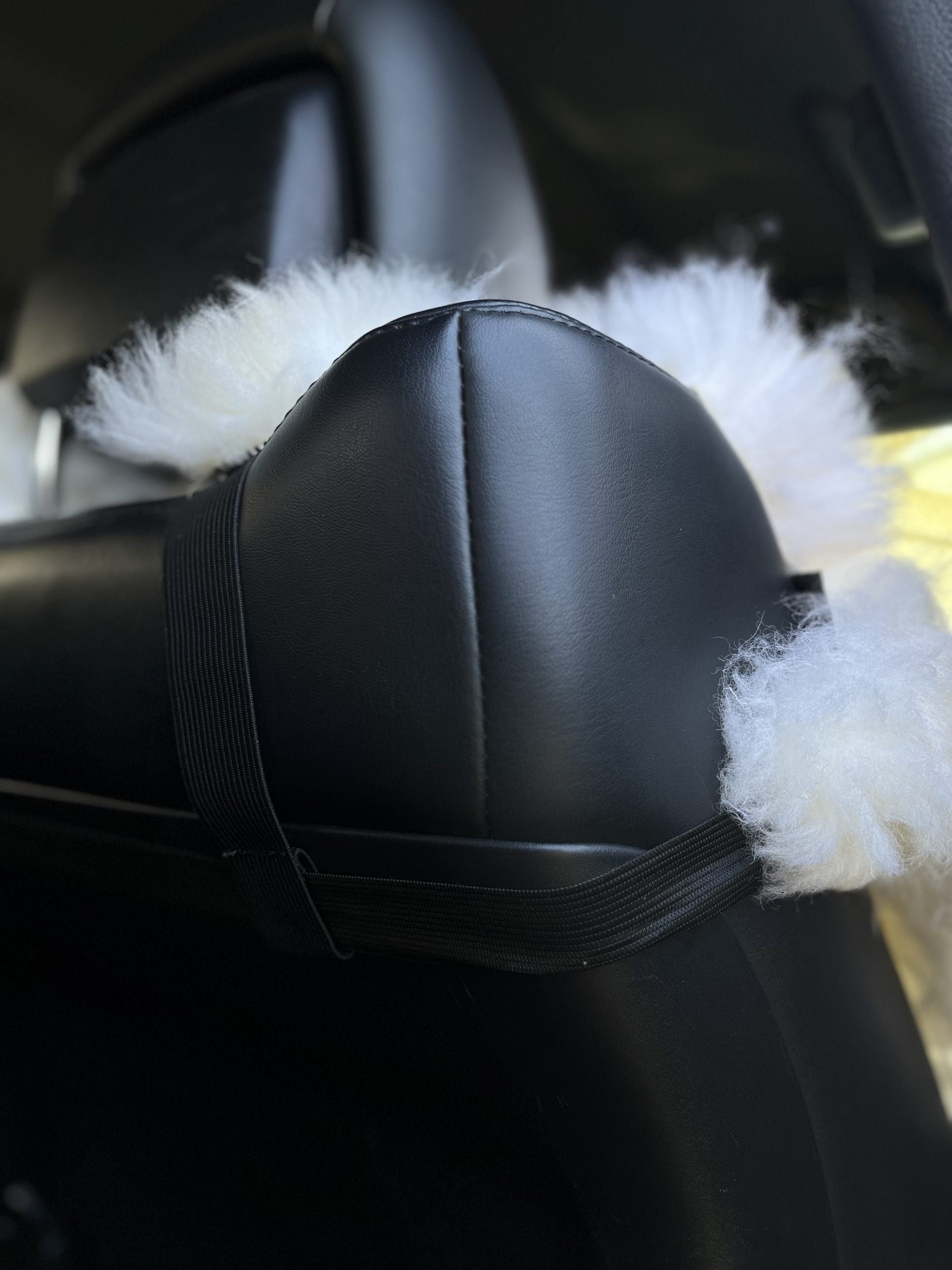 Natural Sheepskin Car Seat Cover White 120×56 cm – Soft Fur