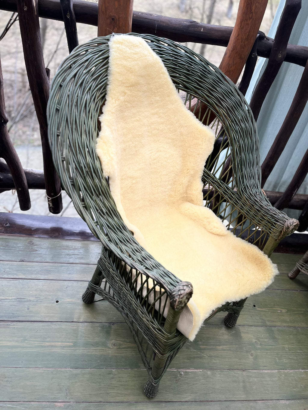 Sheared Sheepskin Chair Cover Lemon 110×65 cm – Natural Wool Seat Cover