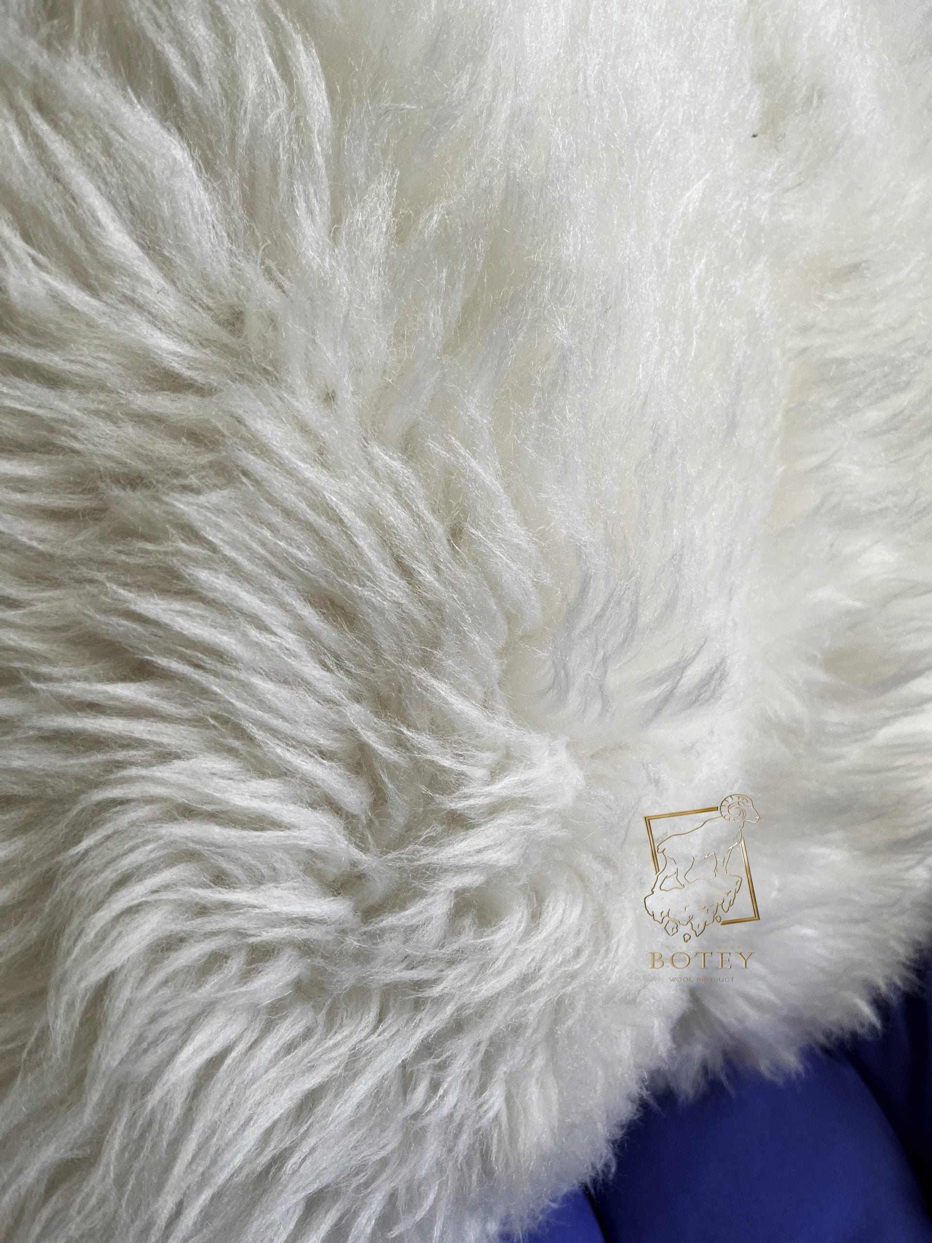 Handmade Sheepskin Pillow 45×45 cm – Natural Fur Cushion