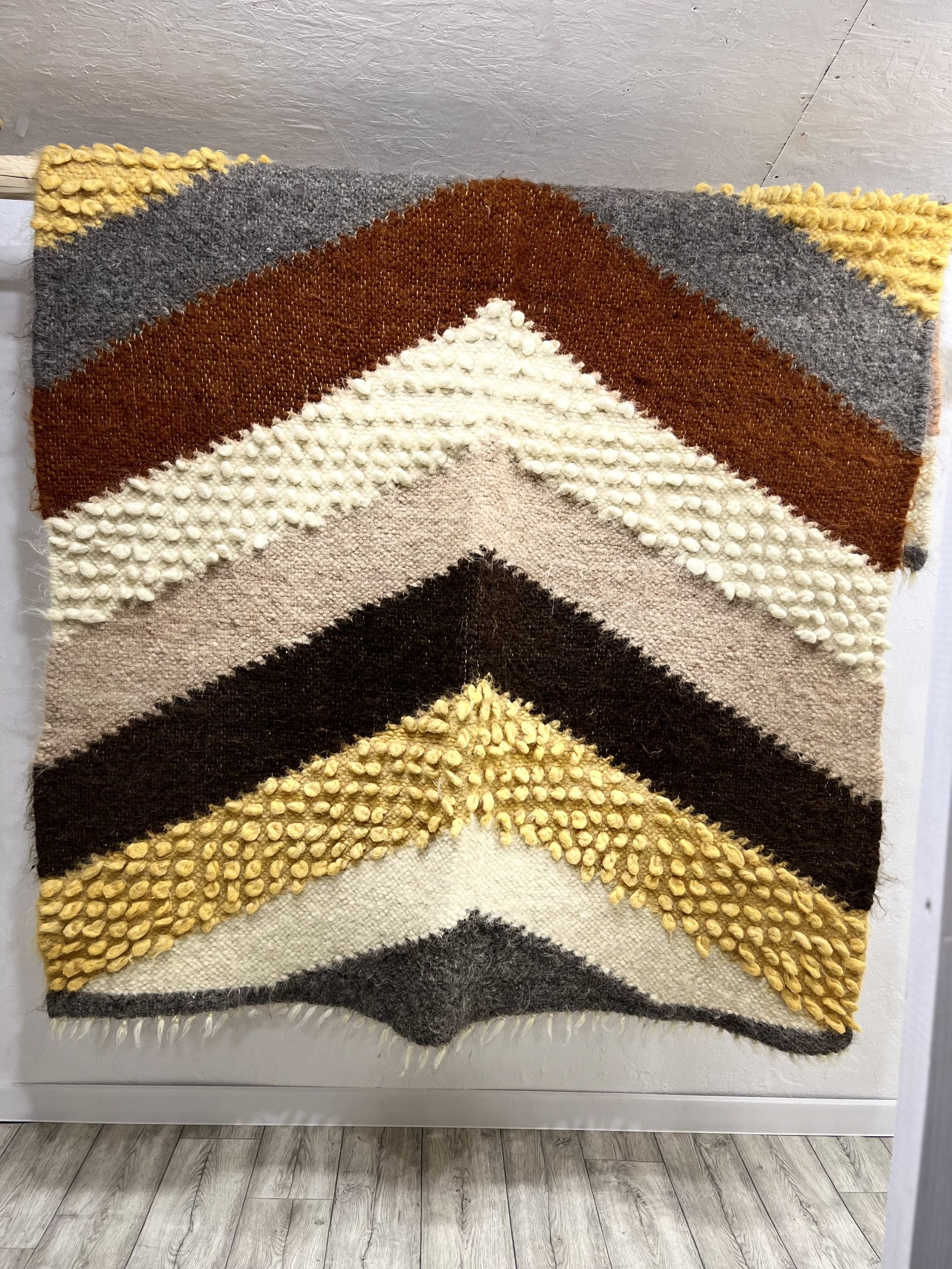 Carpathian Wool Blanket Yellow-Brown 150×200 cm – Premium Handmade Natural Wool