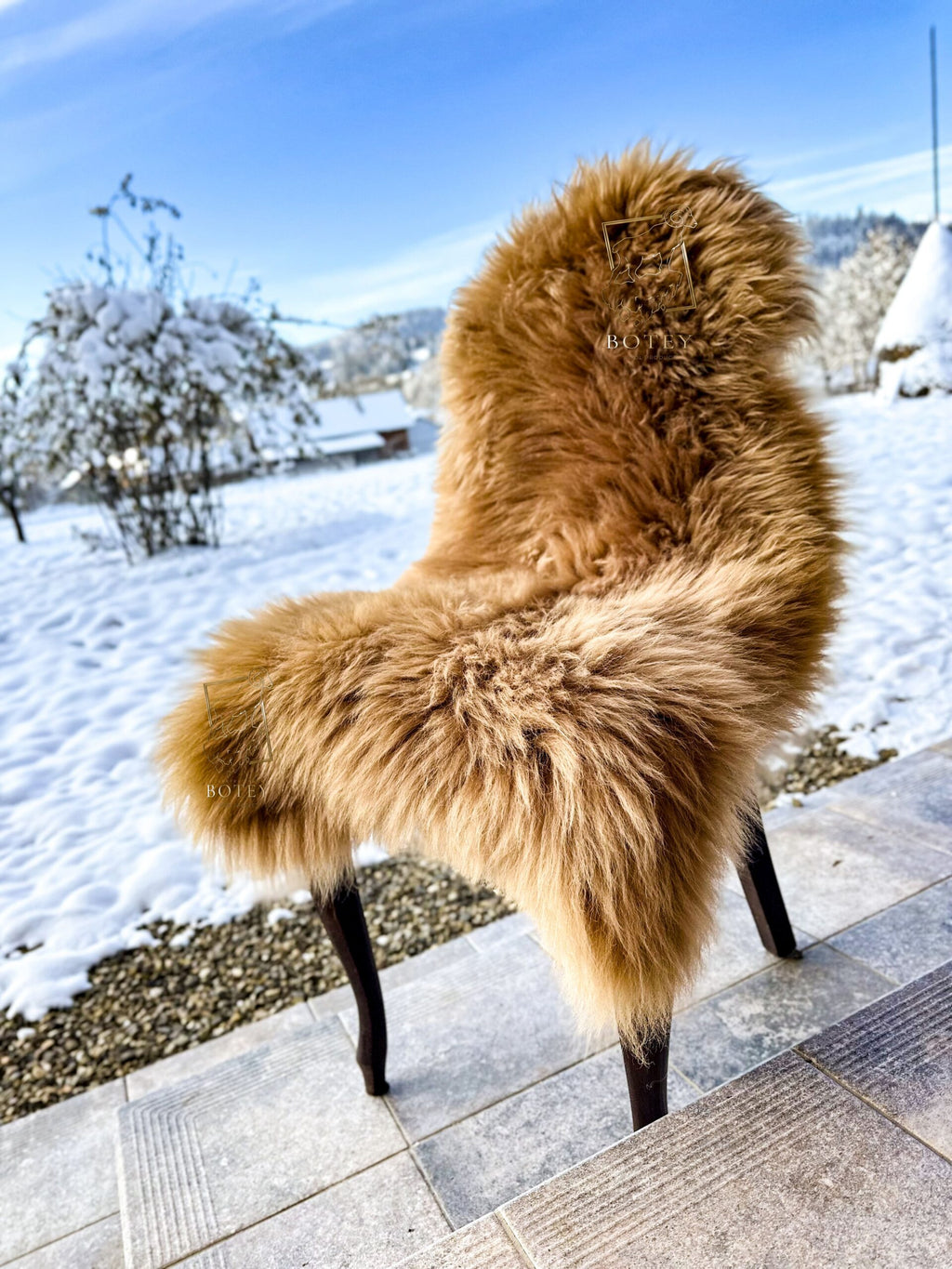Caramel Sheepskin 110×60 cm – Natural Wool Rug