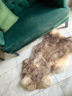 White Sheepskin with Ash-Tipped Wool 120×70 cm – Natural Rug