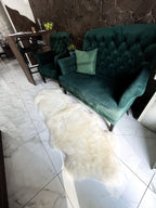 Natural White Sheepskin Rug Double (200×70 cm) – Soft Luxury Fur Carpet