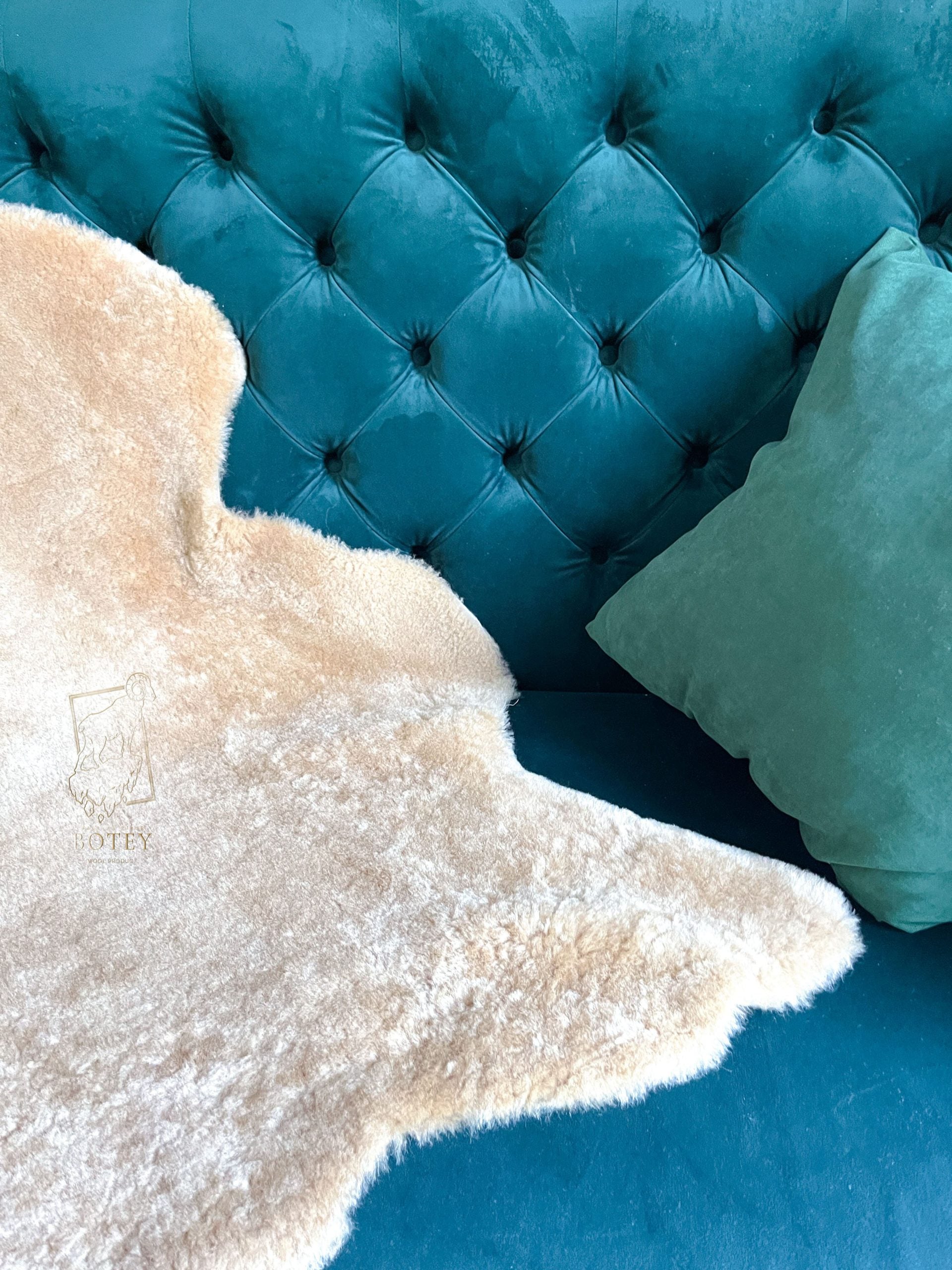 Beige Short Wool Sheepskin 110×60 cm – Natural Rug