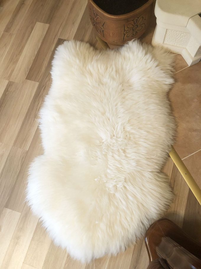 Large Sheepskin Rug “Giant” 130×75+ cm – Natural Wool Hide