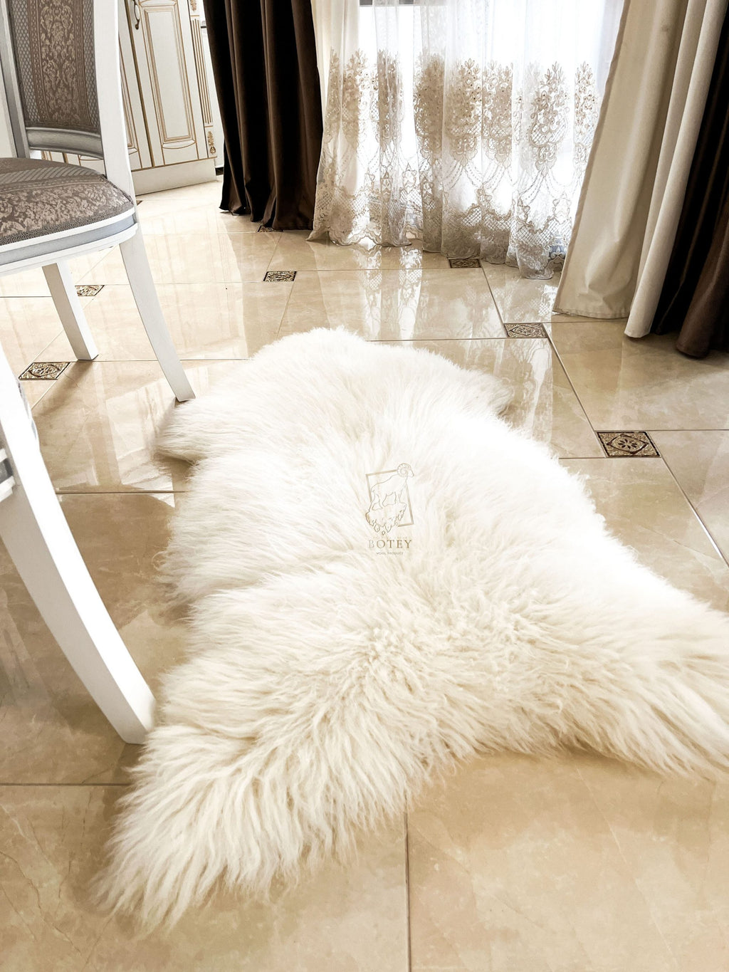 White Sheepskin Rug Long Wool 130×75 cm – Natural Hide