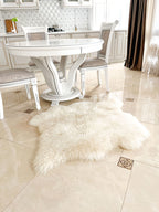 Wide Sheepskin Rug 2-in-1 (110×100 cm) – Natural White Fur Carpet