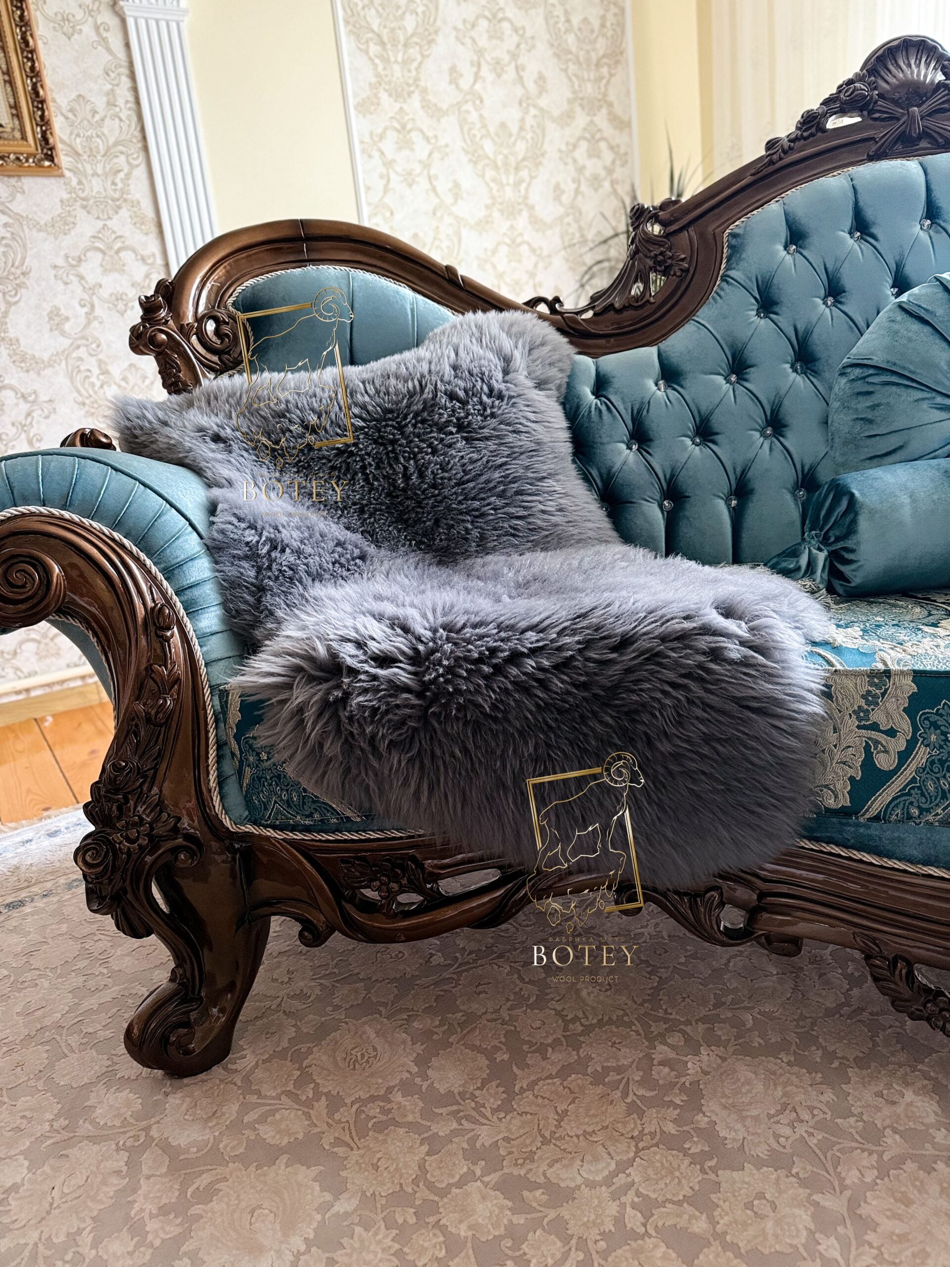 Grey Sheepskin 110×65 cm – Natural Wool Rug