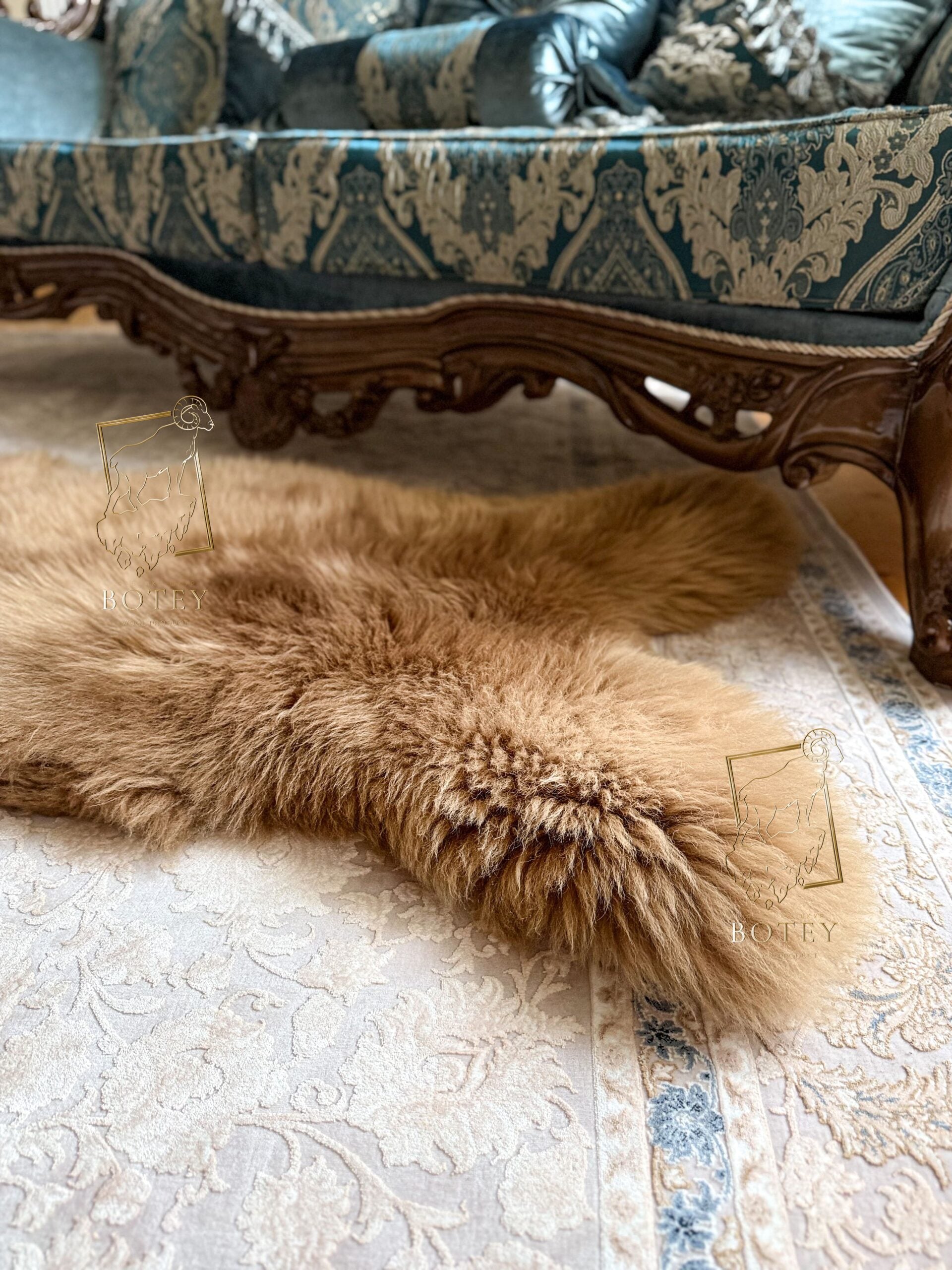 Caramel Sheepskin 110×60 cm – Natural Wool Rug