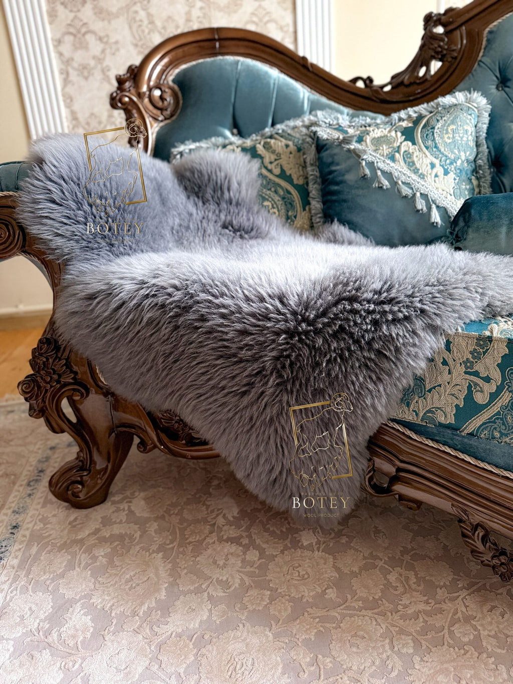 Grey Sheepskin 110×65 cm – Natural Wool Rug