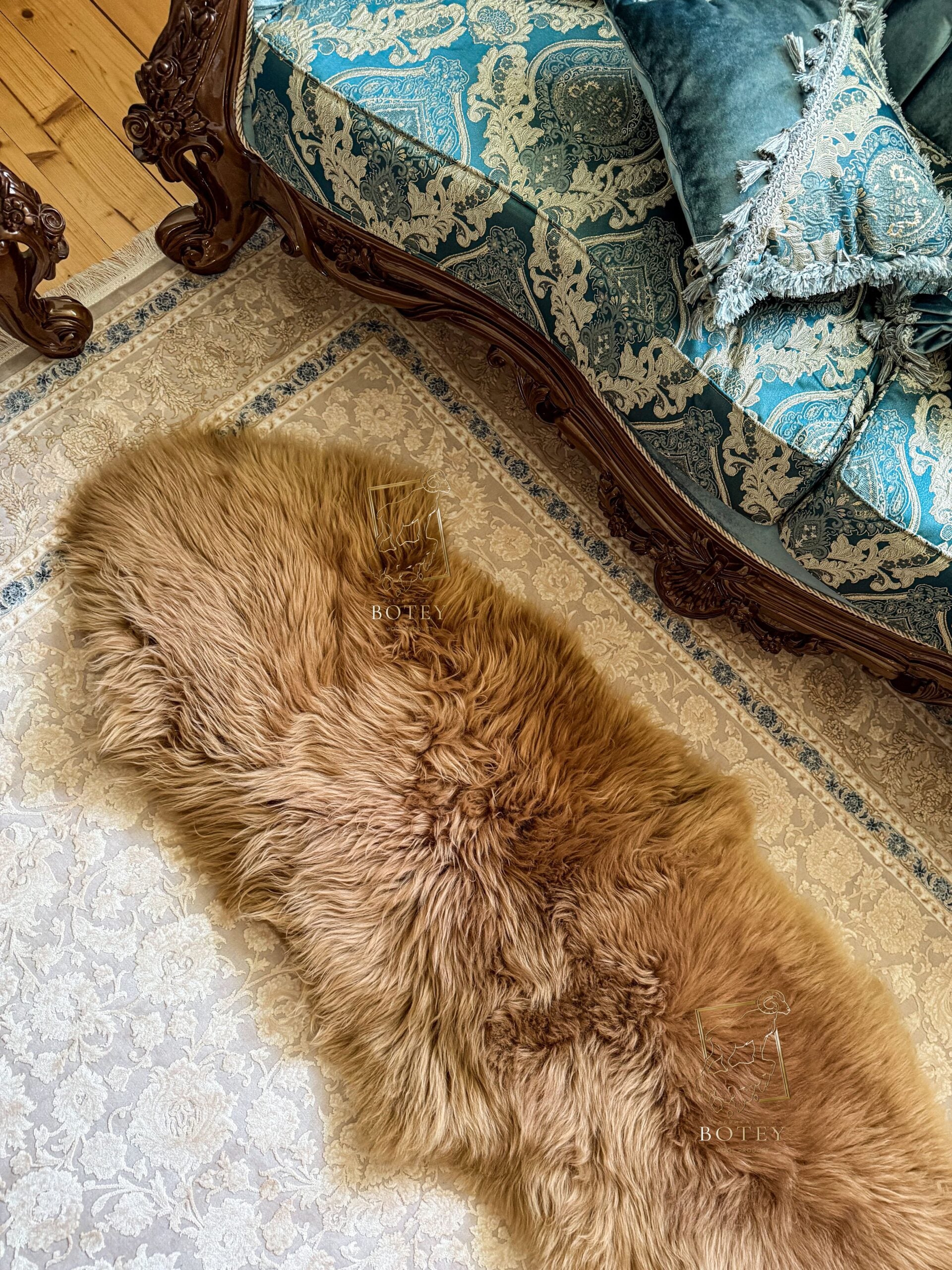 Sheepskin Rug 2-in-1 Whisky (200×70 cm) – Natural Fur Carpet