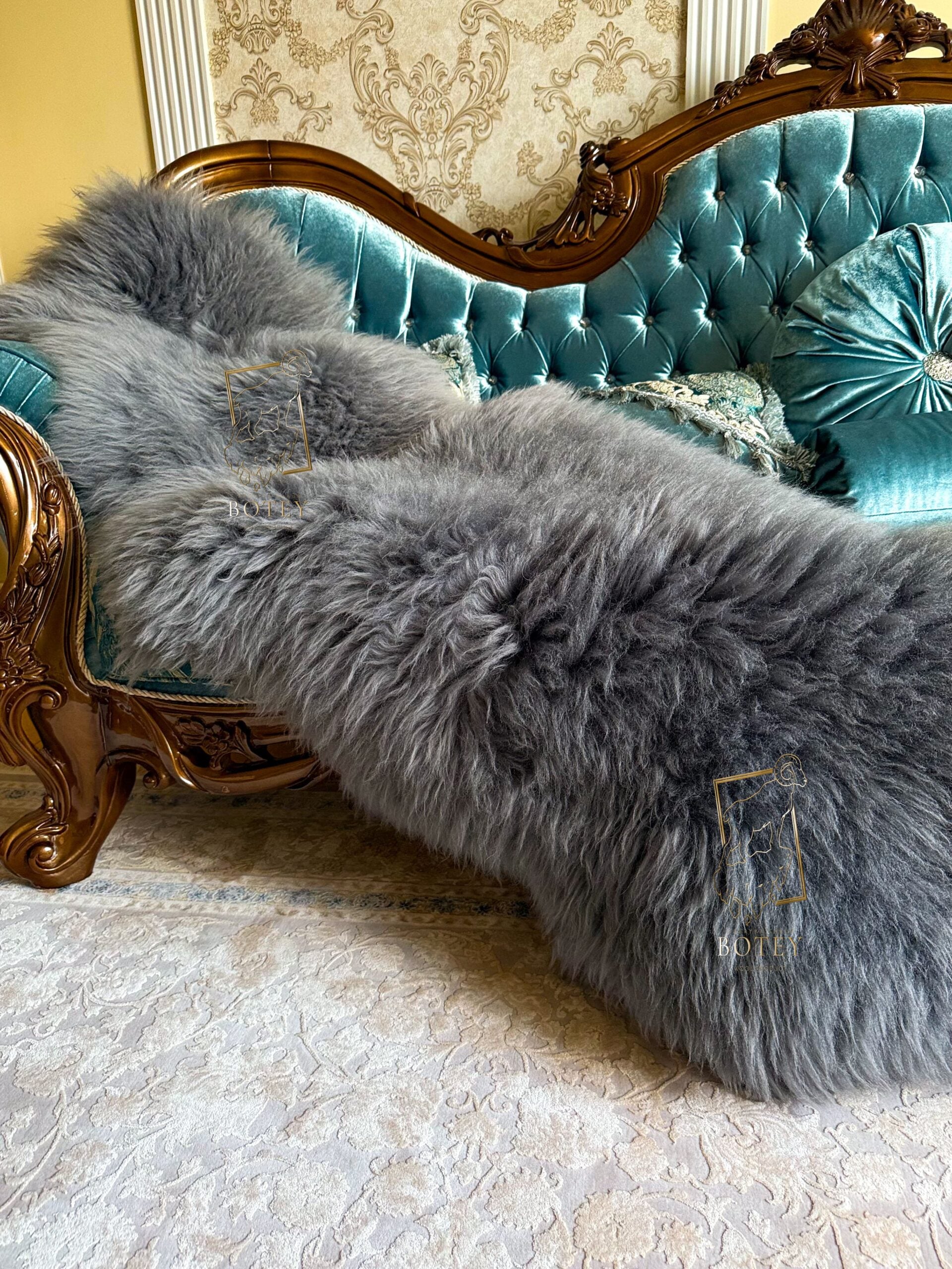 Grey Sheepskin Rug (200×70 cm) – Natural Fur Carpet
