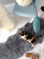 Grey Sheepskin Rug (200×70 cm) – Natural Fur Carpet