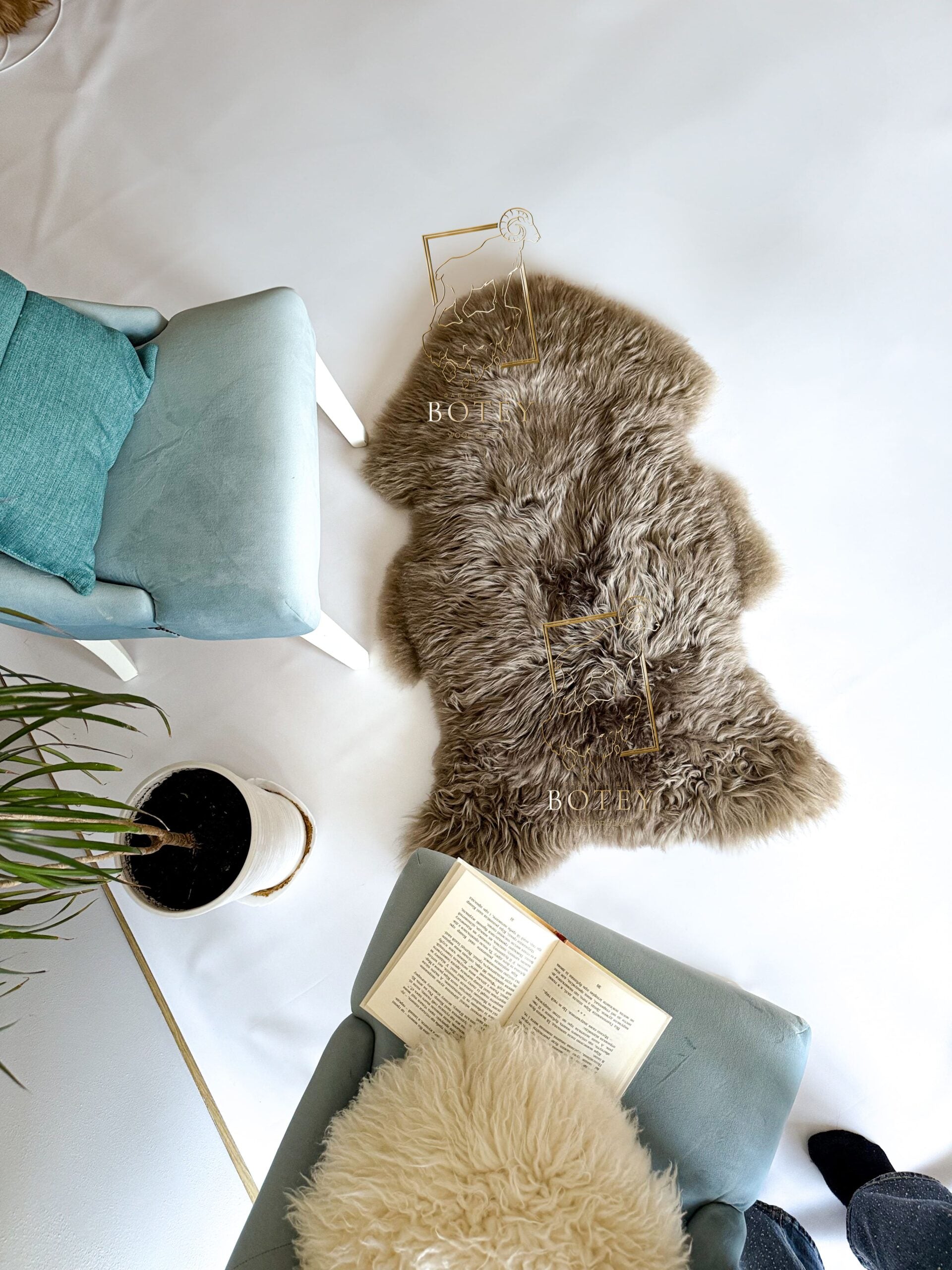 Cappuccino Sheepskin 110×60 cm – Natural Wool Rug