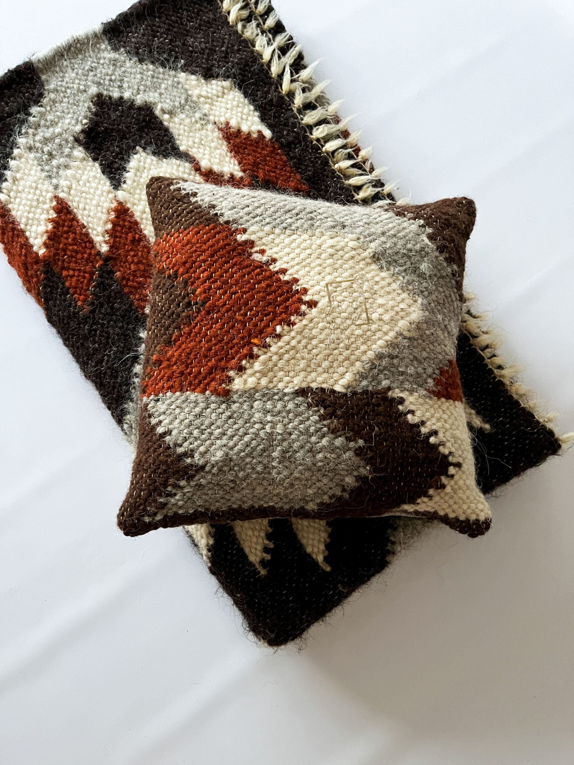 Decorative Wool Cushion “Legend” 45×45 cm – Handmade | BOTEY