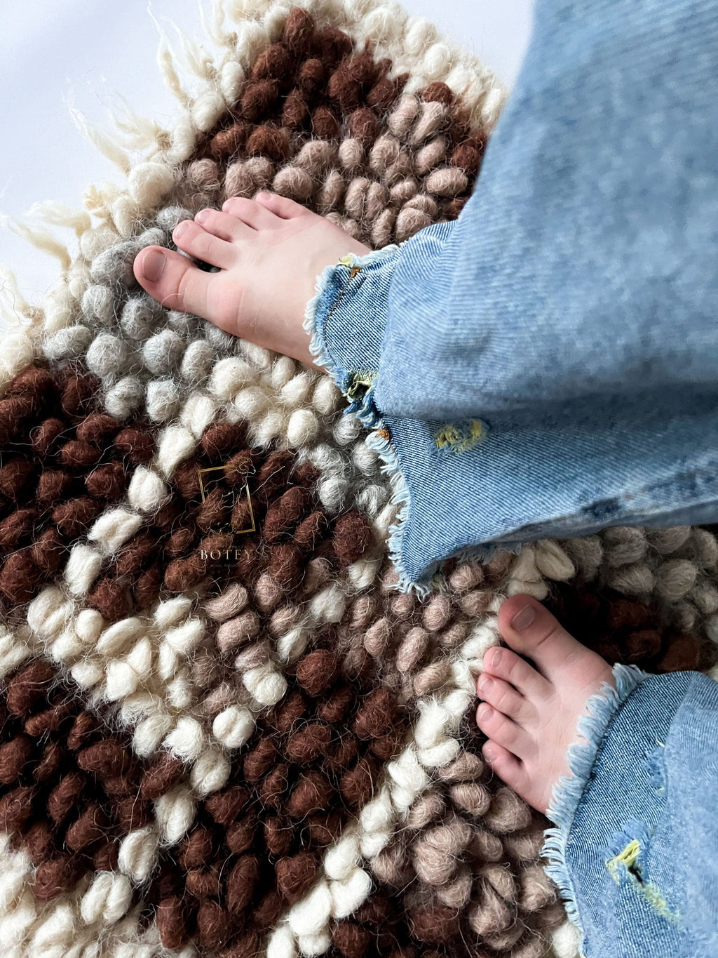 Wool Rug “Latte” 50×60 cm – Handmade Natural Wool