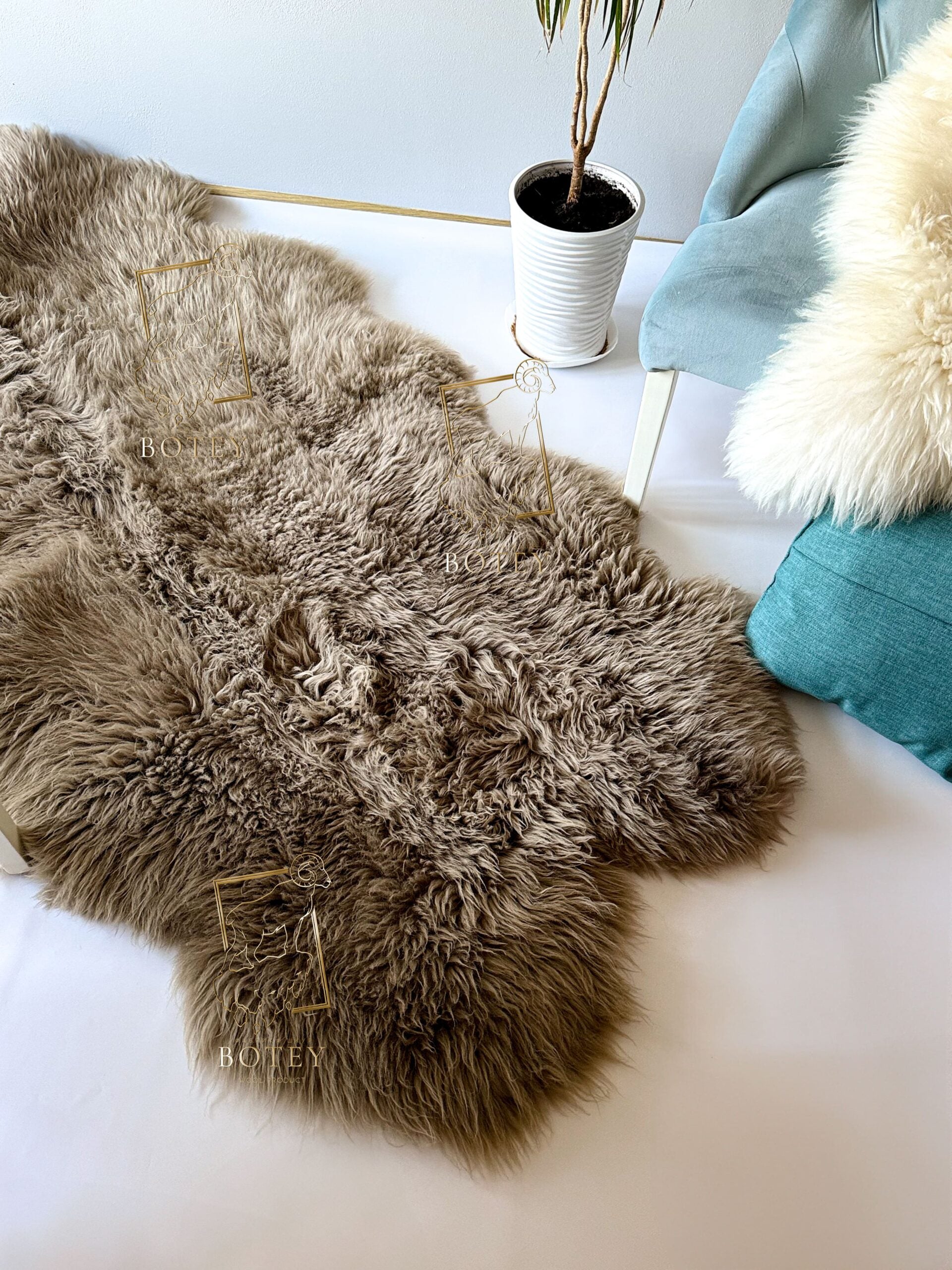 Sheepskin Rug 4-in-1 Cappuccino (200×110 cm) – Natural Fur Carpet