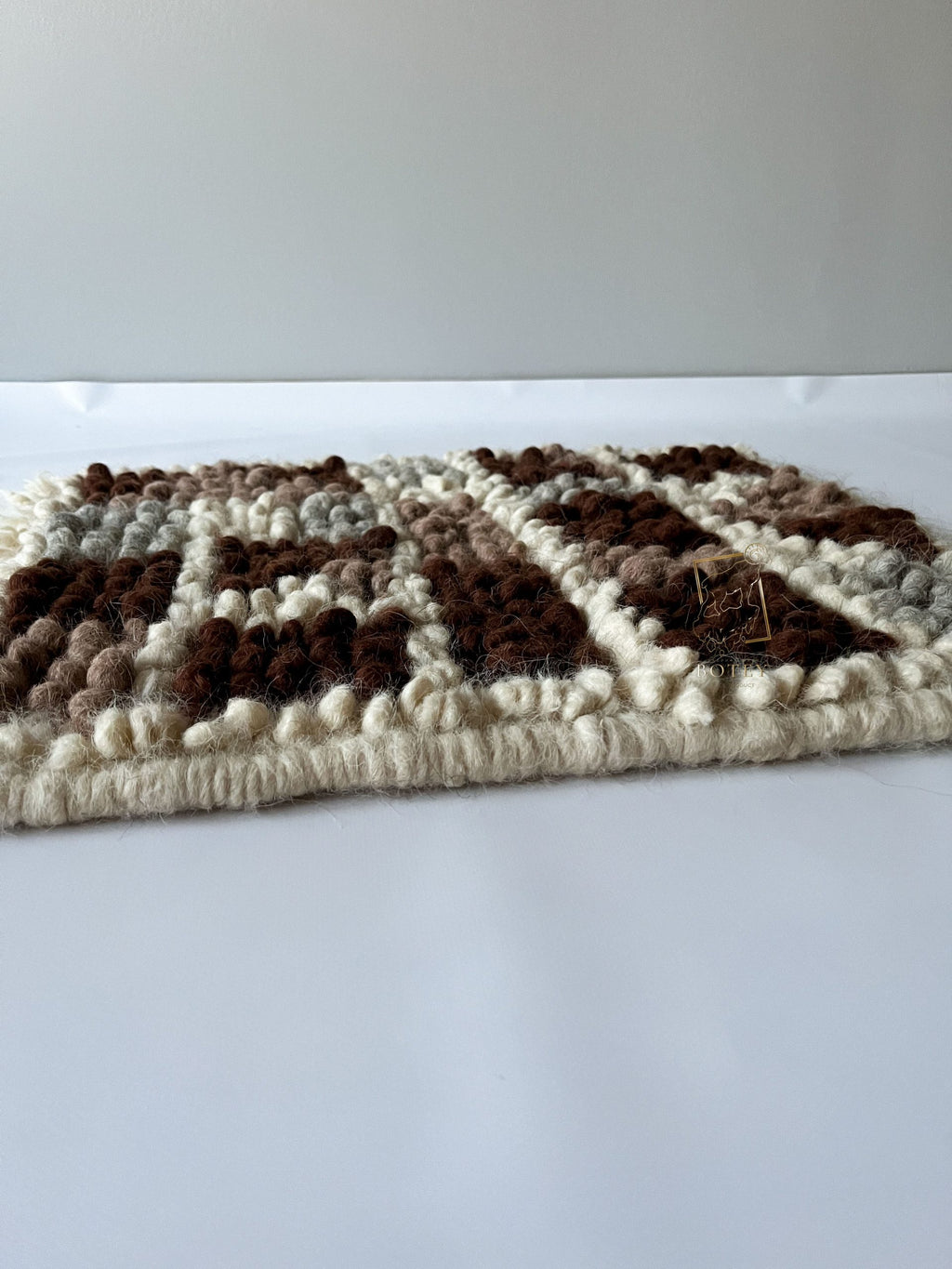 Wool Rug “Latte” 50×60 cm – Handmade Natural Wool