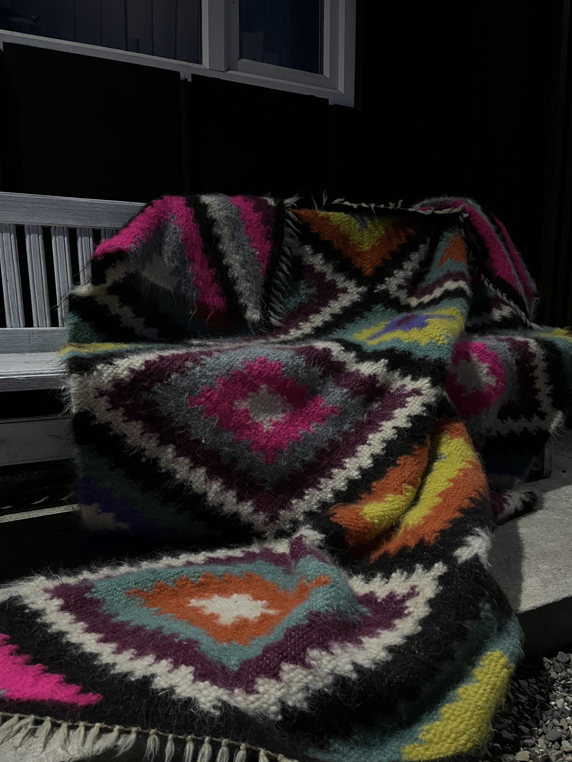 Carpathian Wool Blanket “Jerga” 200×220 cm – Premium Handmade Natural Wool