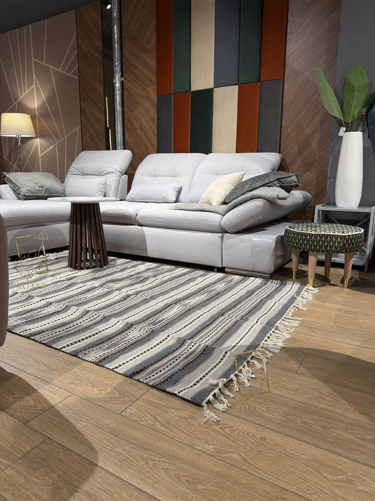 Handmade Hutsul Wool Rug – Natural Wool Carpet Grey 200×140 cm
