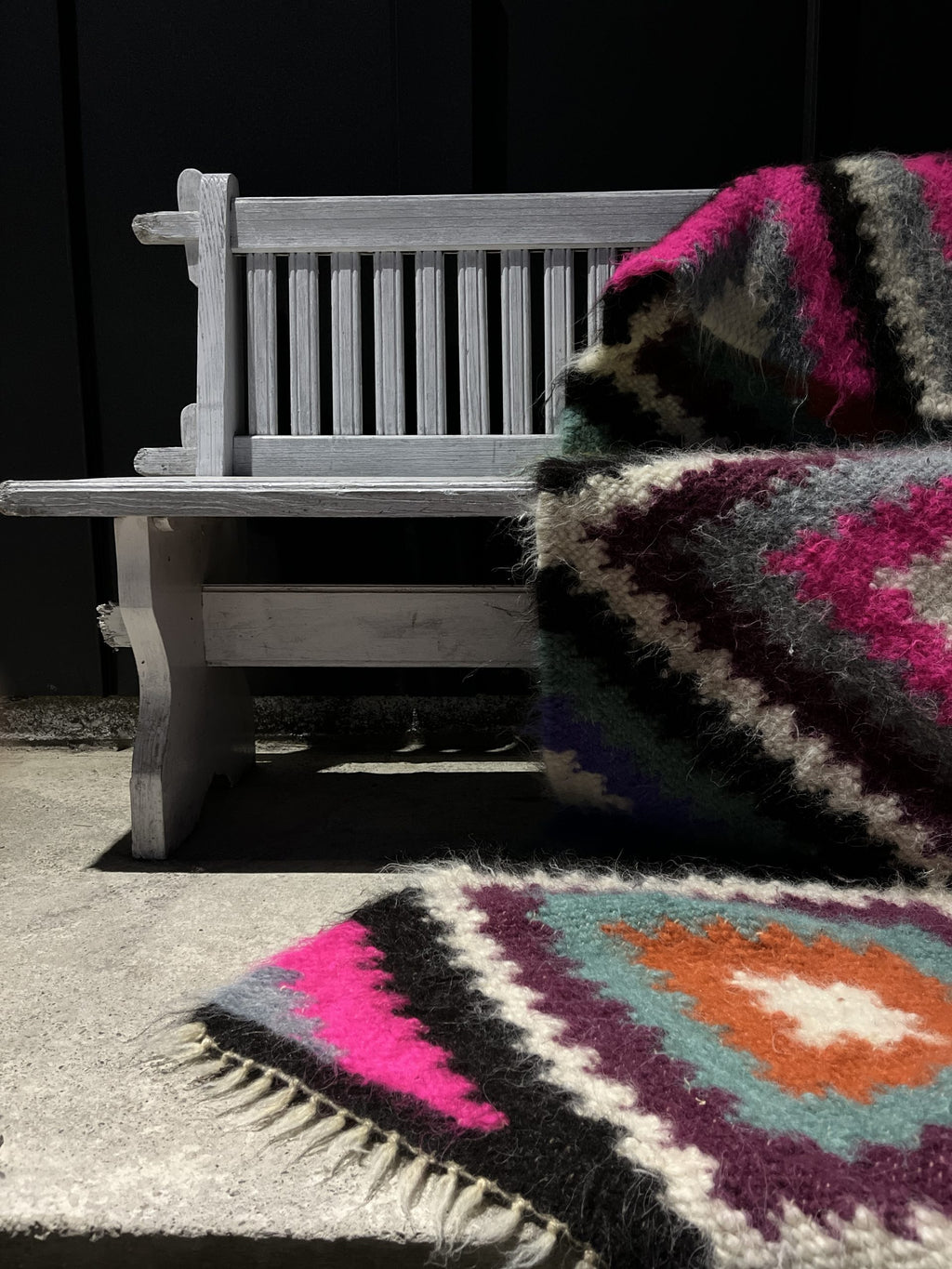 Carpathian Wool Blanket “Jerga” 200×220 cm – Premium Handmade Natural Wool