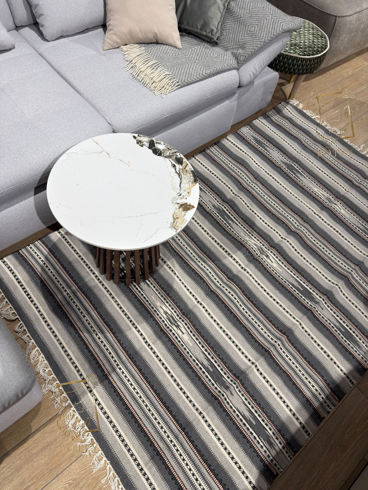 Handmade Hutsul Wool Rug – Natural Wool Carpet Grey 200×140 cm
