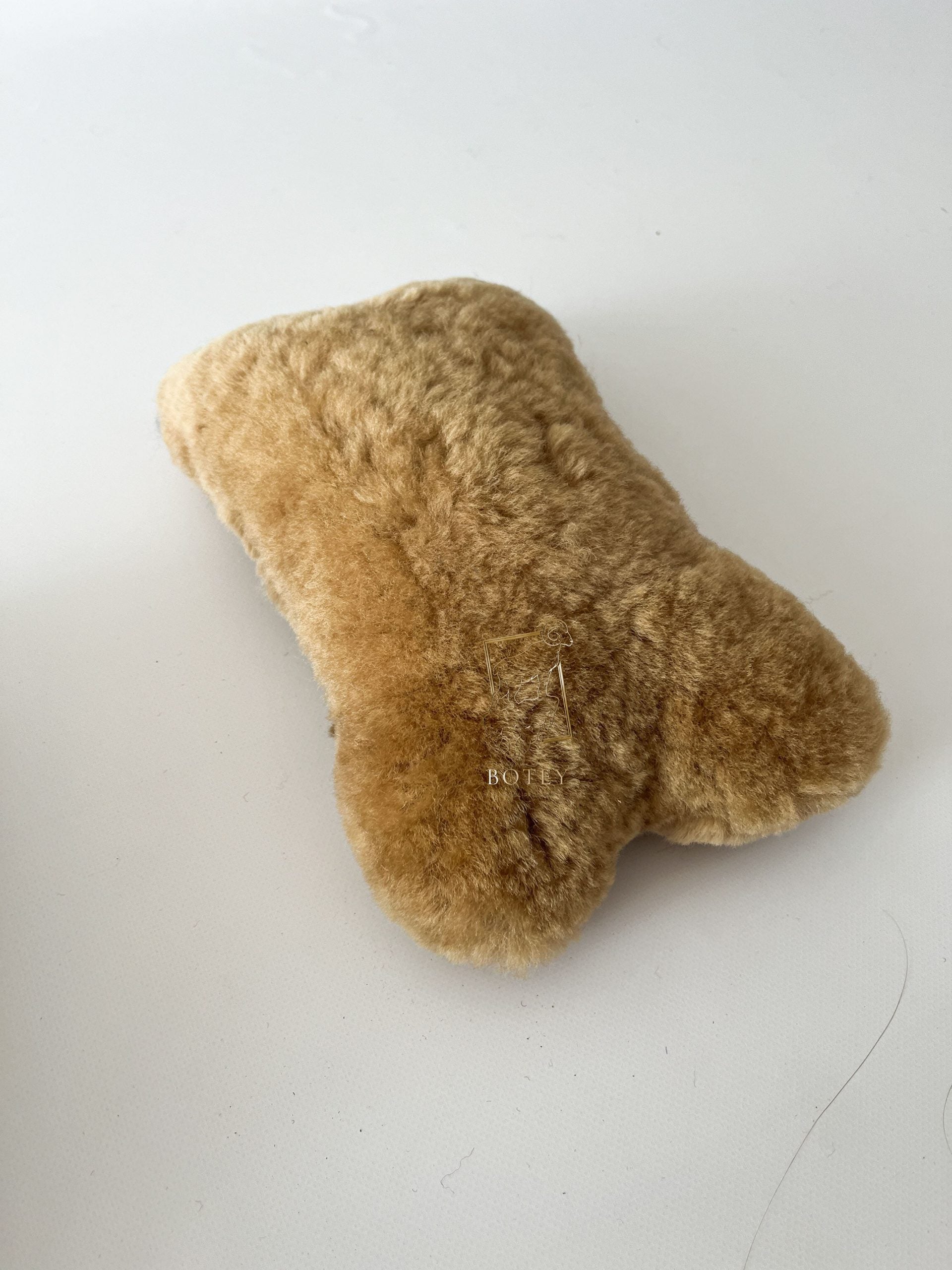 Sheepskin Headrest Pillow Beige – Natural Fur Universal Fit