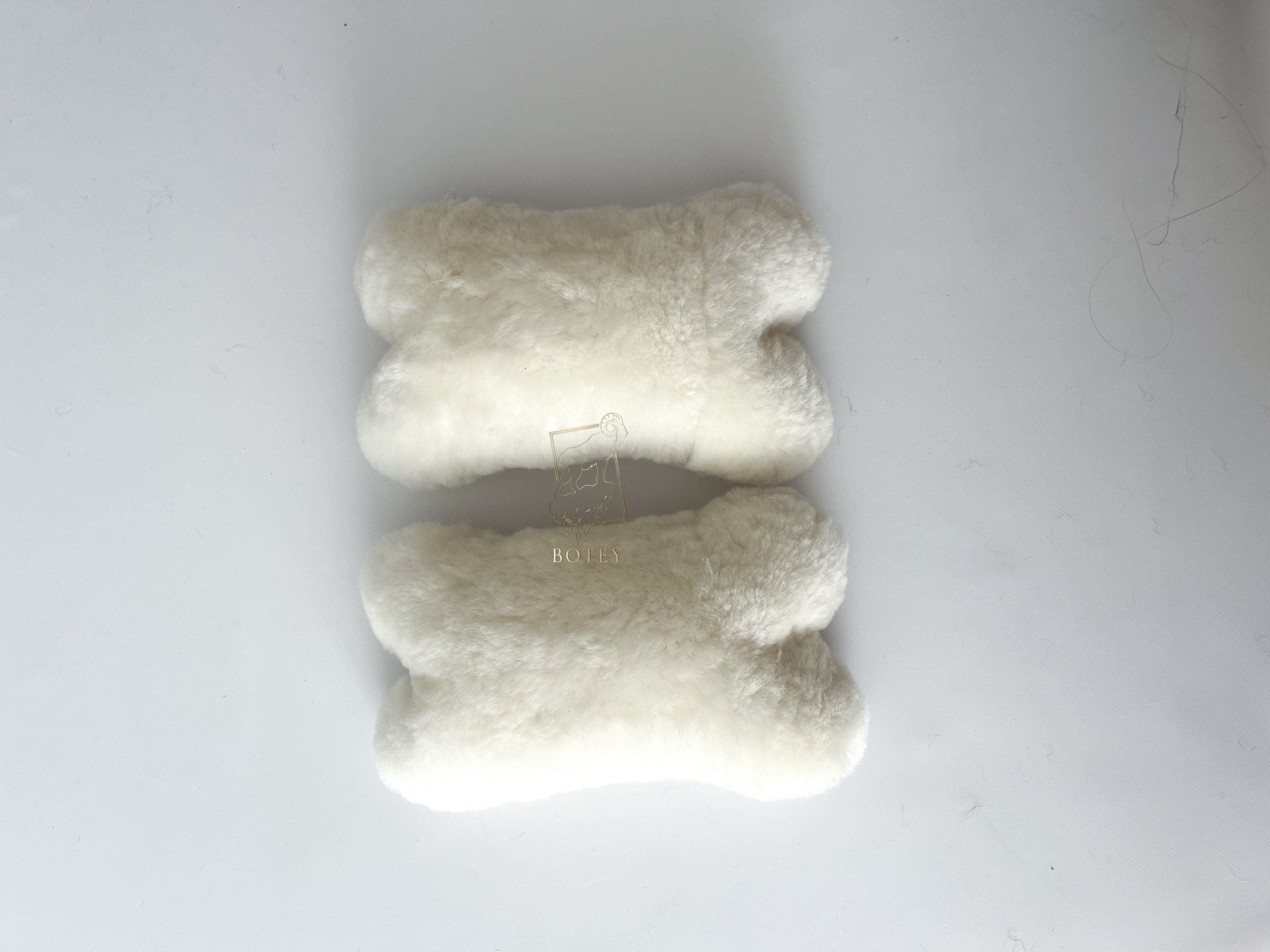 Sheepskin Headrest Pillow White – Natural Fur Universal Fit