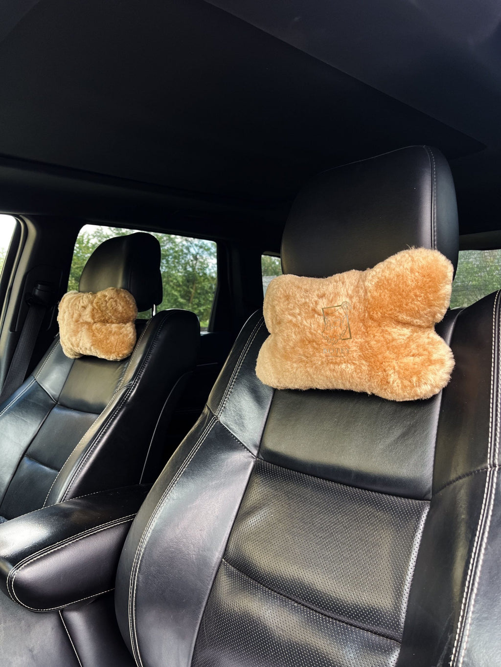 Sheepskin Headrest Pillow Beige – Natural Fur Universal Fit