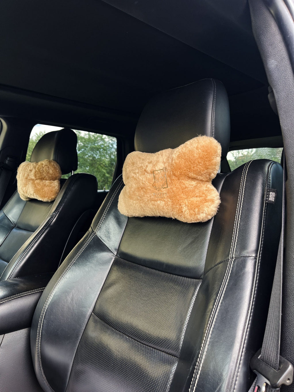 Sheepskin Headrest Pillow Beige – Natural Fur Universal Fit