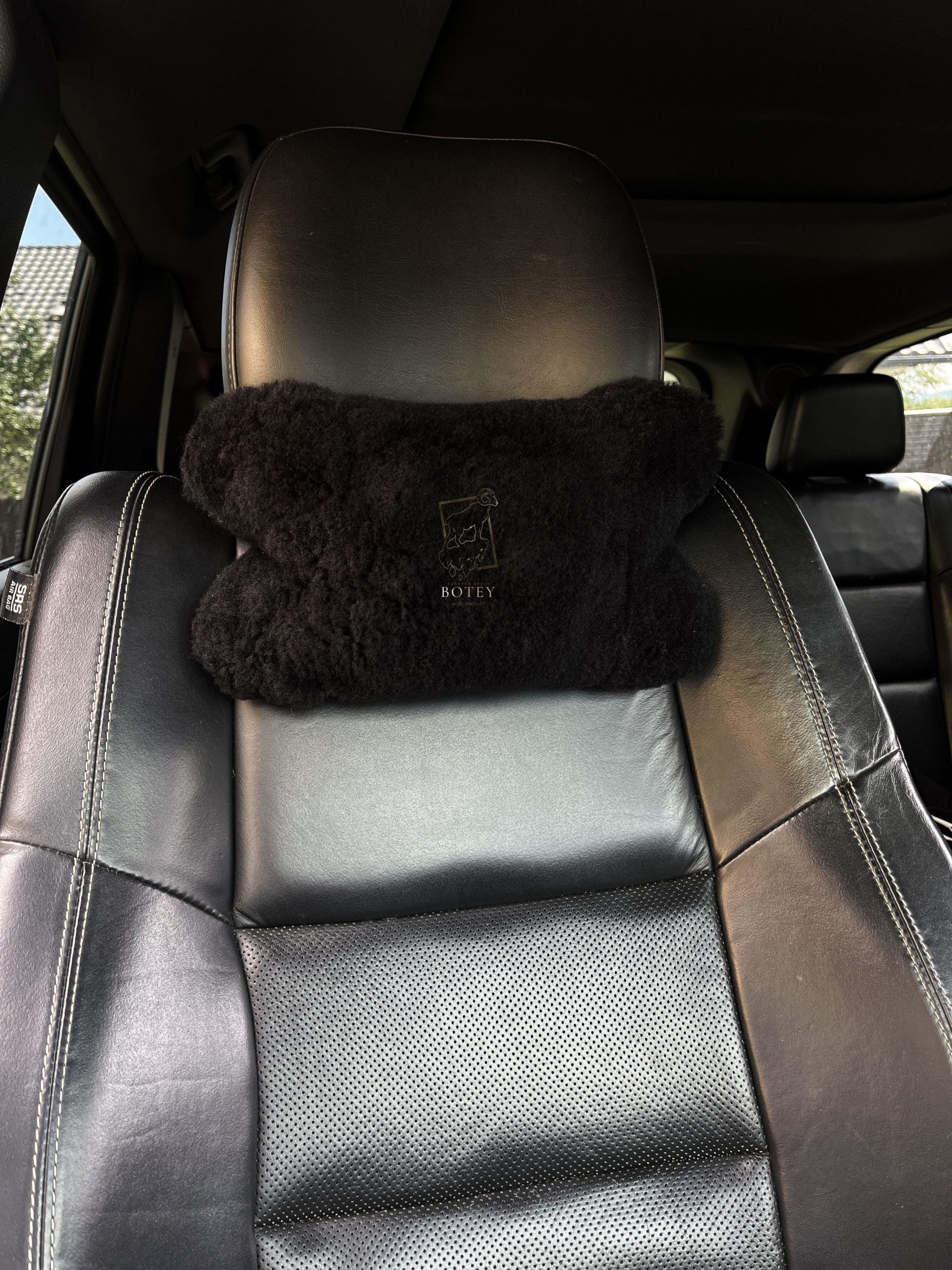 Sheepskin Headrest Pillow Black – Natural Fur Universal Fit