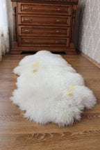 Large Patchwork Sheepskin Rug (150×200 cm) – Natural Fur Carpet