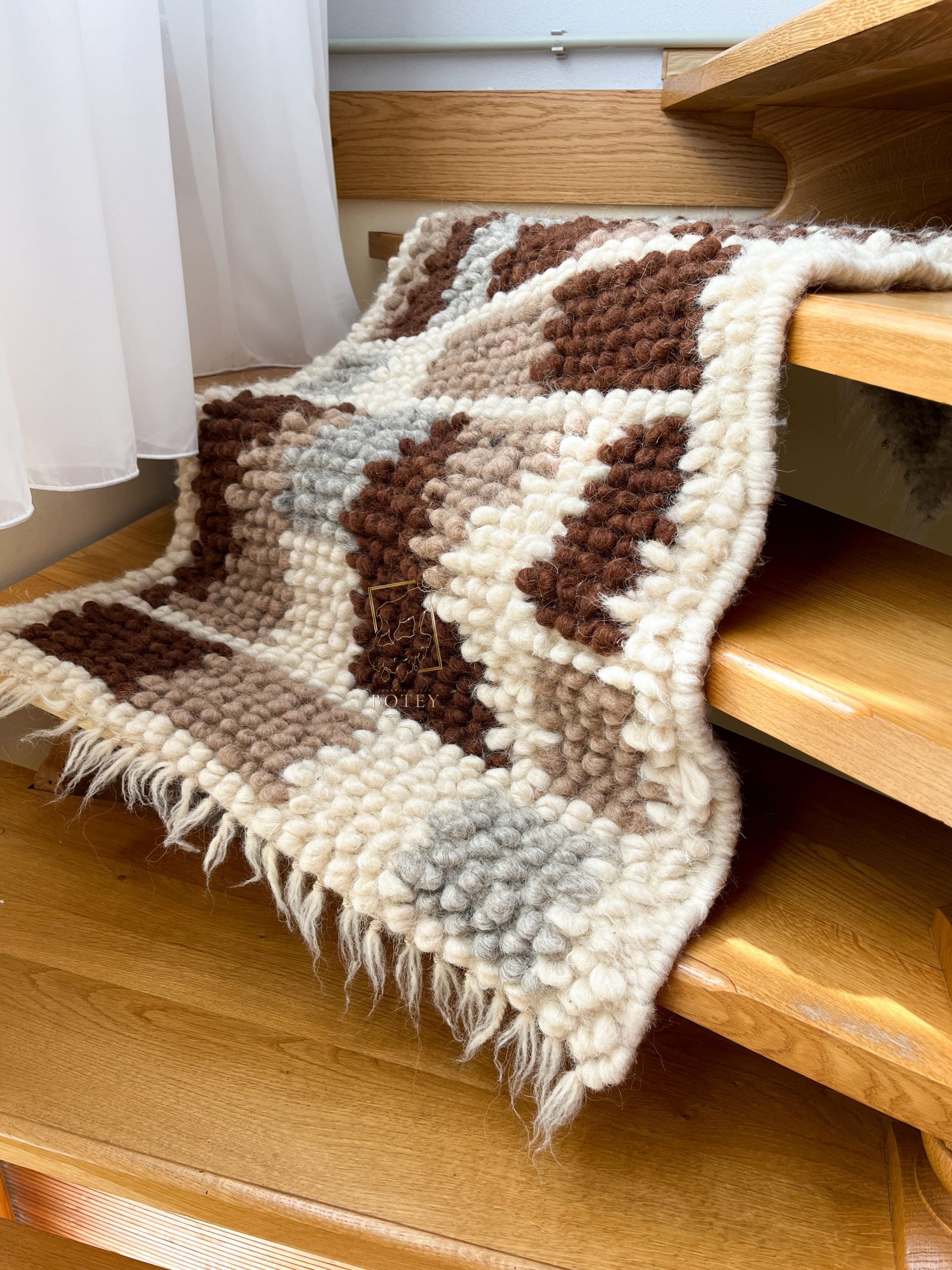 Wool Rug “Latte XL” 70×110 cm – Handmade Natural Wool