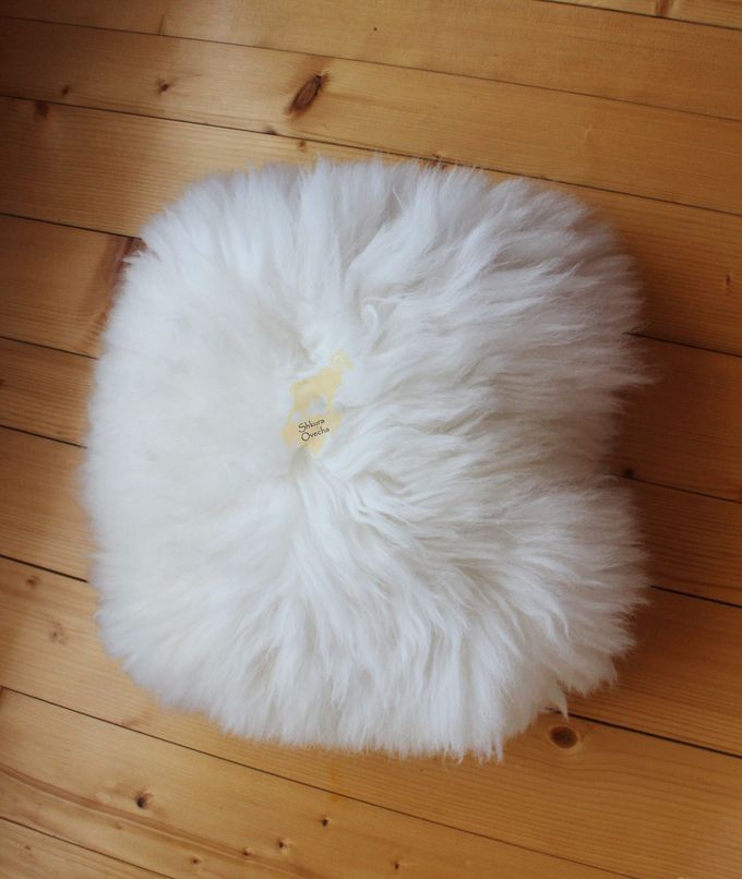 White Sheepskin Pillow 40×40 cm – Natural Fur Cushion