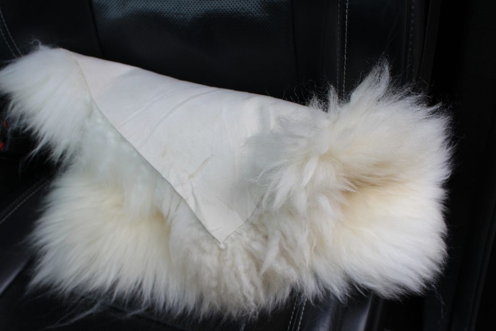 Sheepskin Car Seat Pad White 50×50 cm – Natural Fur Cushion