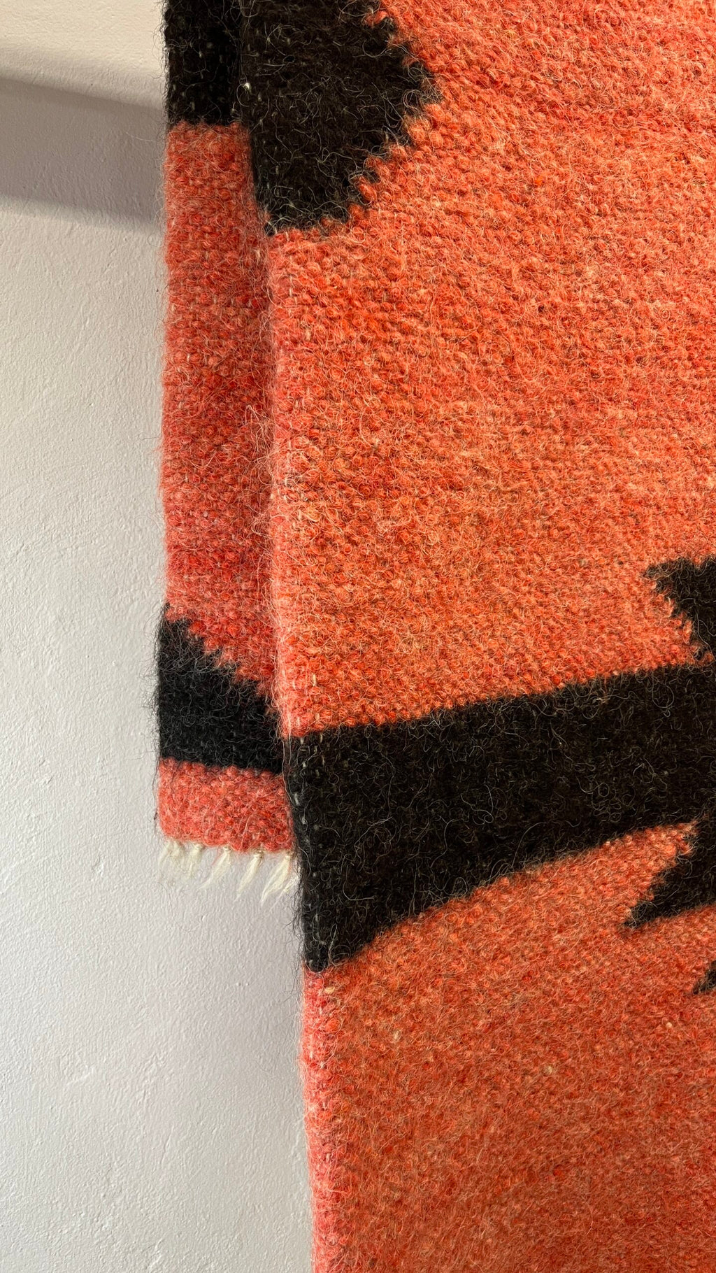 Carpathian Wool Blanket “Poppies” 190×220 cm – Premium Handmade Natural Wool