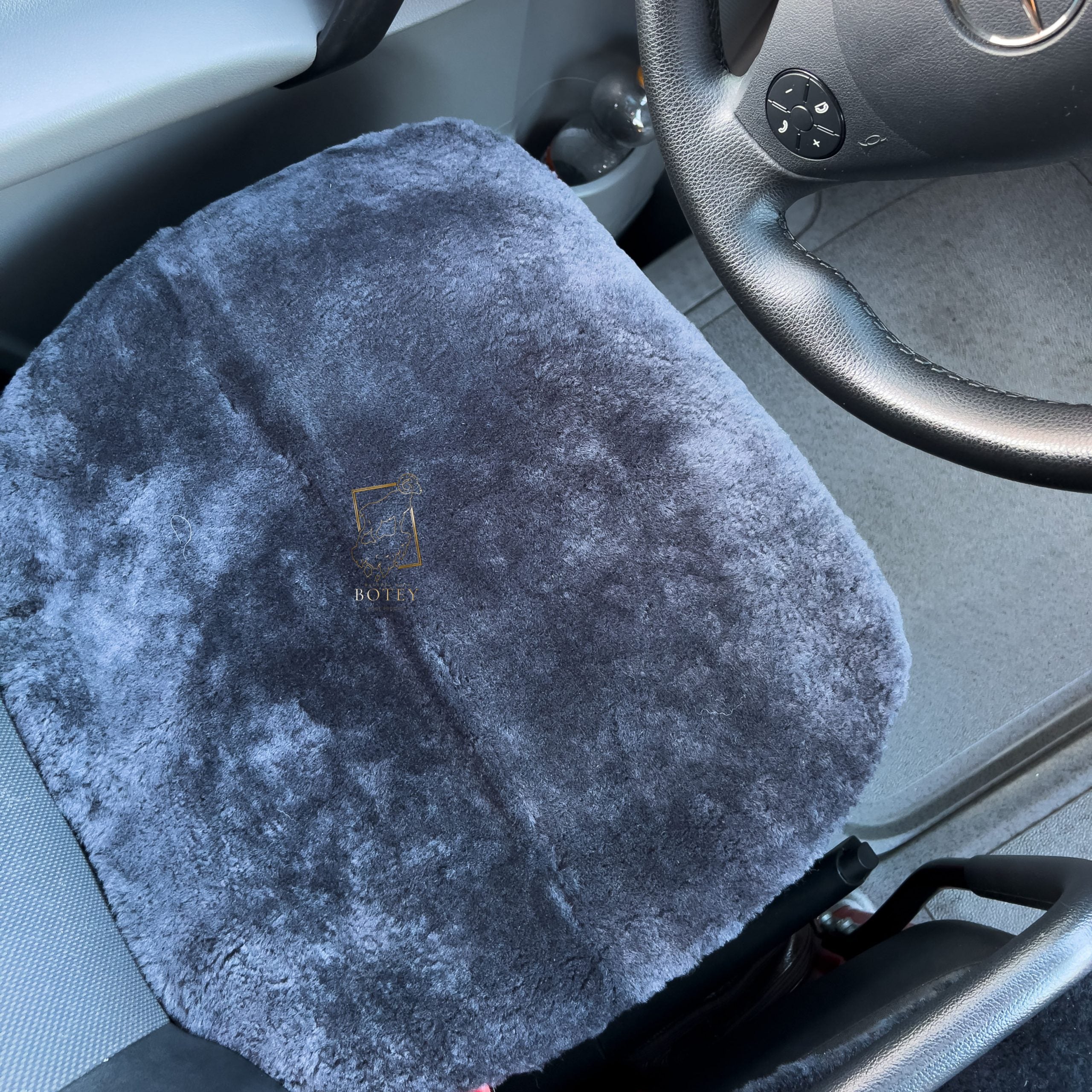 Sheepskin Van Seat Covers (1+2) Grey – Natural Fur Universal Fit