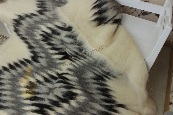 Carpathian Wool Blanket “Original Black” 200×220 cm – Premium Handmade Natural Wool