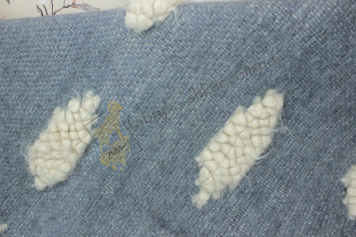 Carpathian Wool Blanket “Clouds” 150×200 cm – Handmade Natural Wool