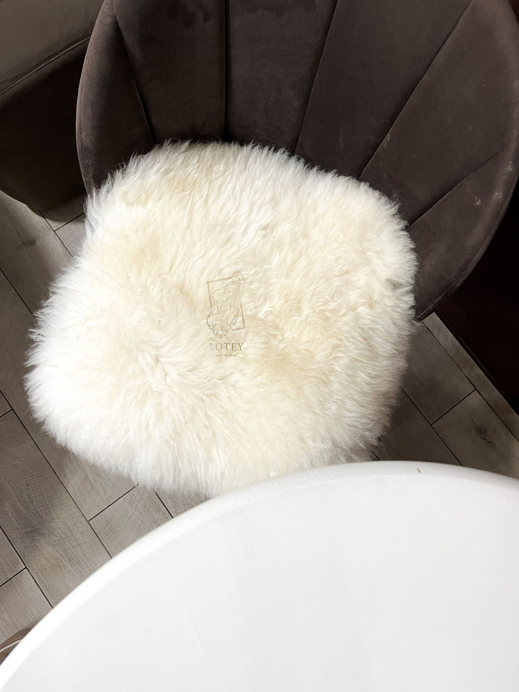 Square Sheepskin Seat Cover 50×50 cm White – Patchwork Natural Wool Cushion