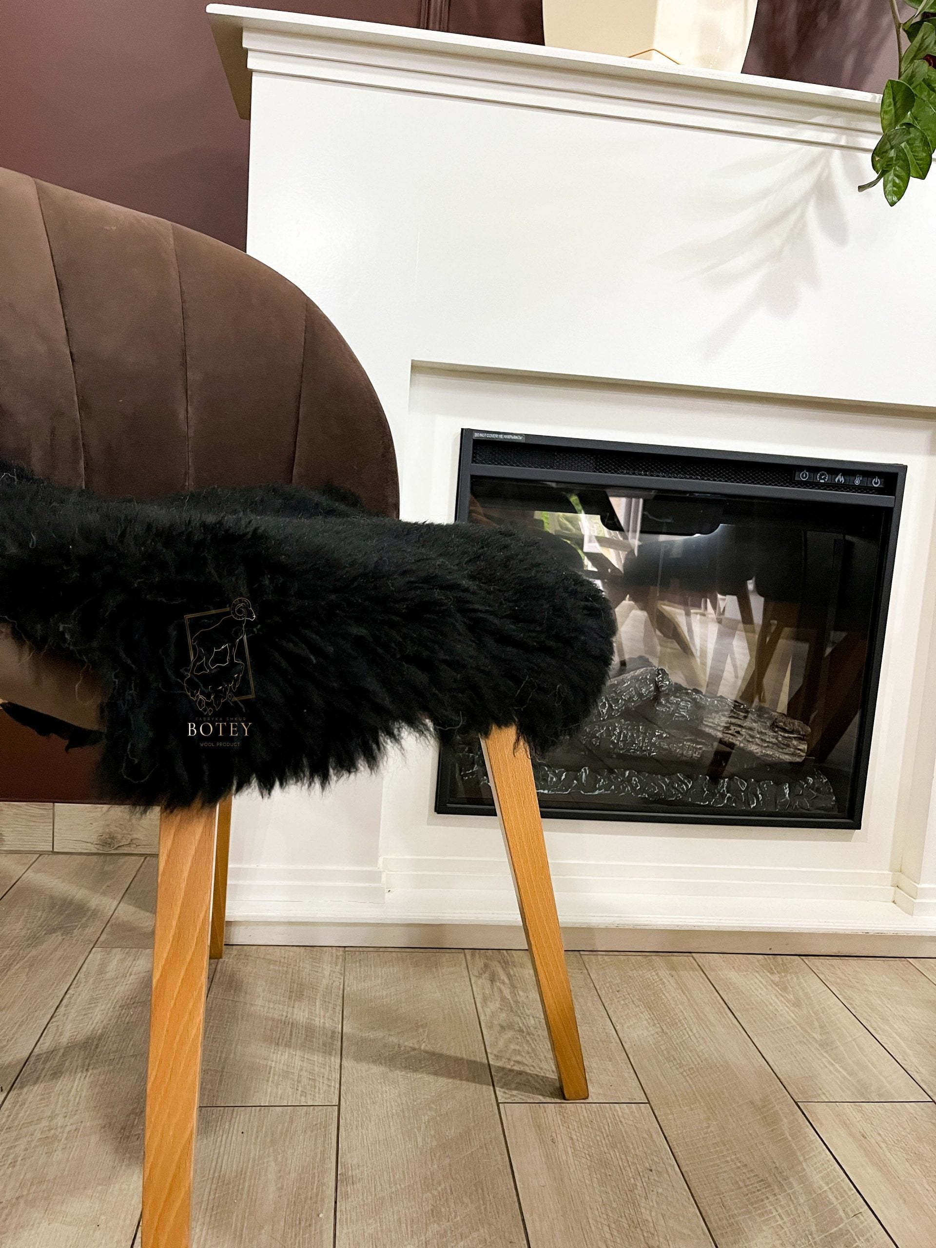 Square Sheepskin Seat Cover Black 40×40 cm – Patchwork Natural Wool Cushion