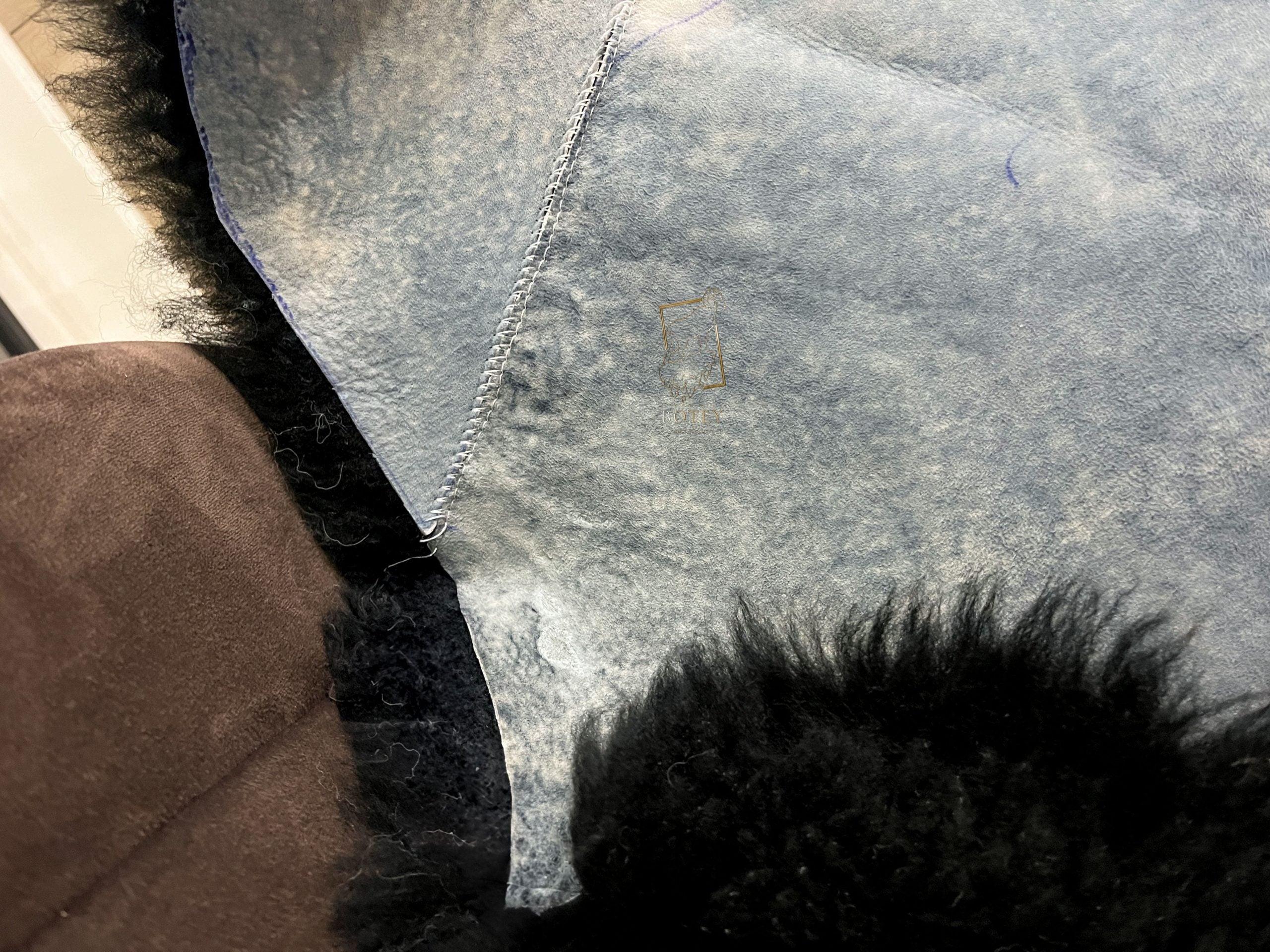 Square Sheepskin Seat Cover Black 40×40 cm – Patchwork Natural Wool Cushion