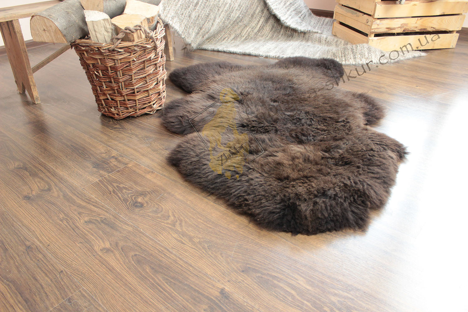 Dyed Brown Sheepskin 110×65 cm – Natural Wool Rug